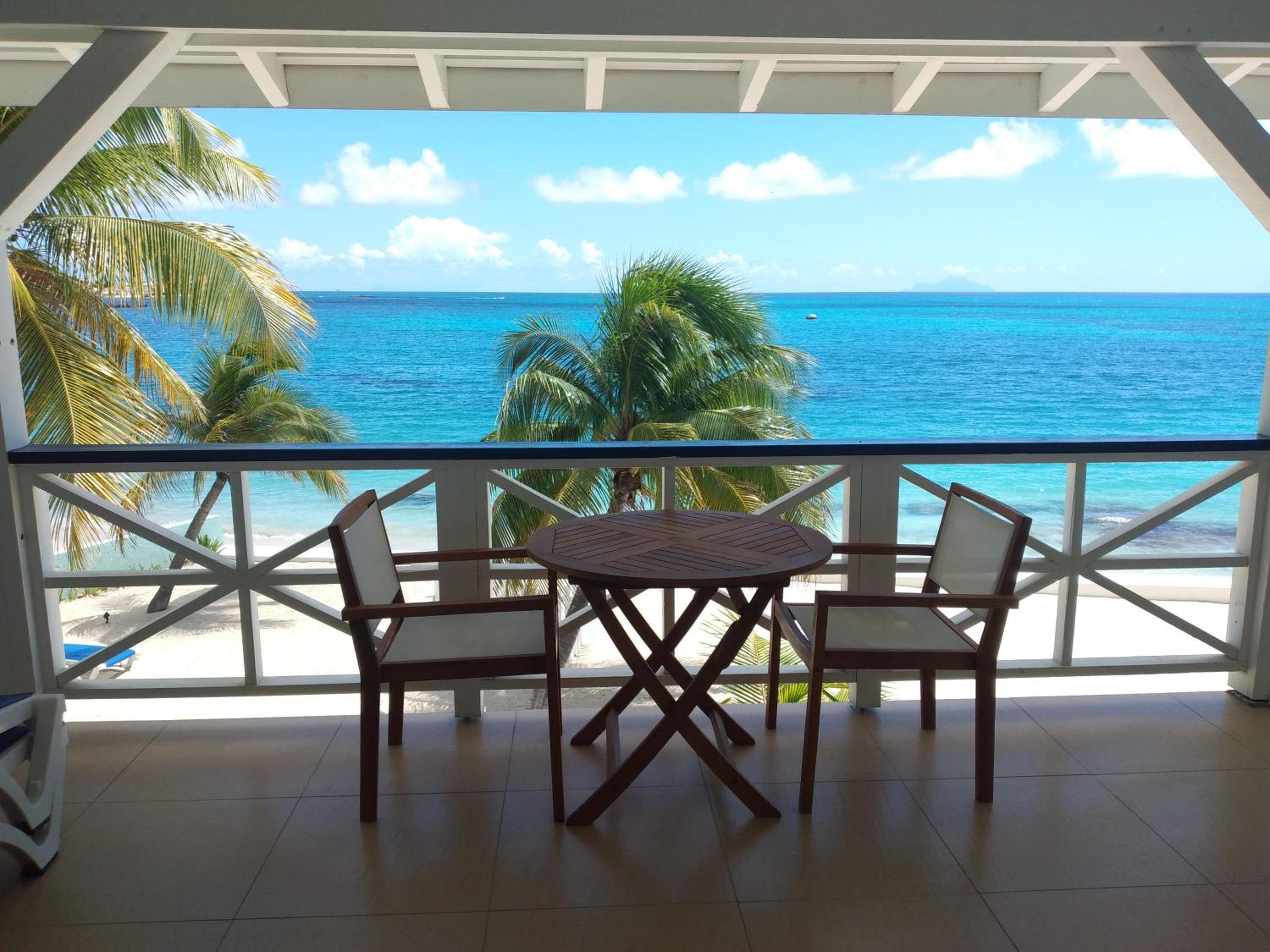 Balcony & Terrace