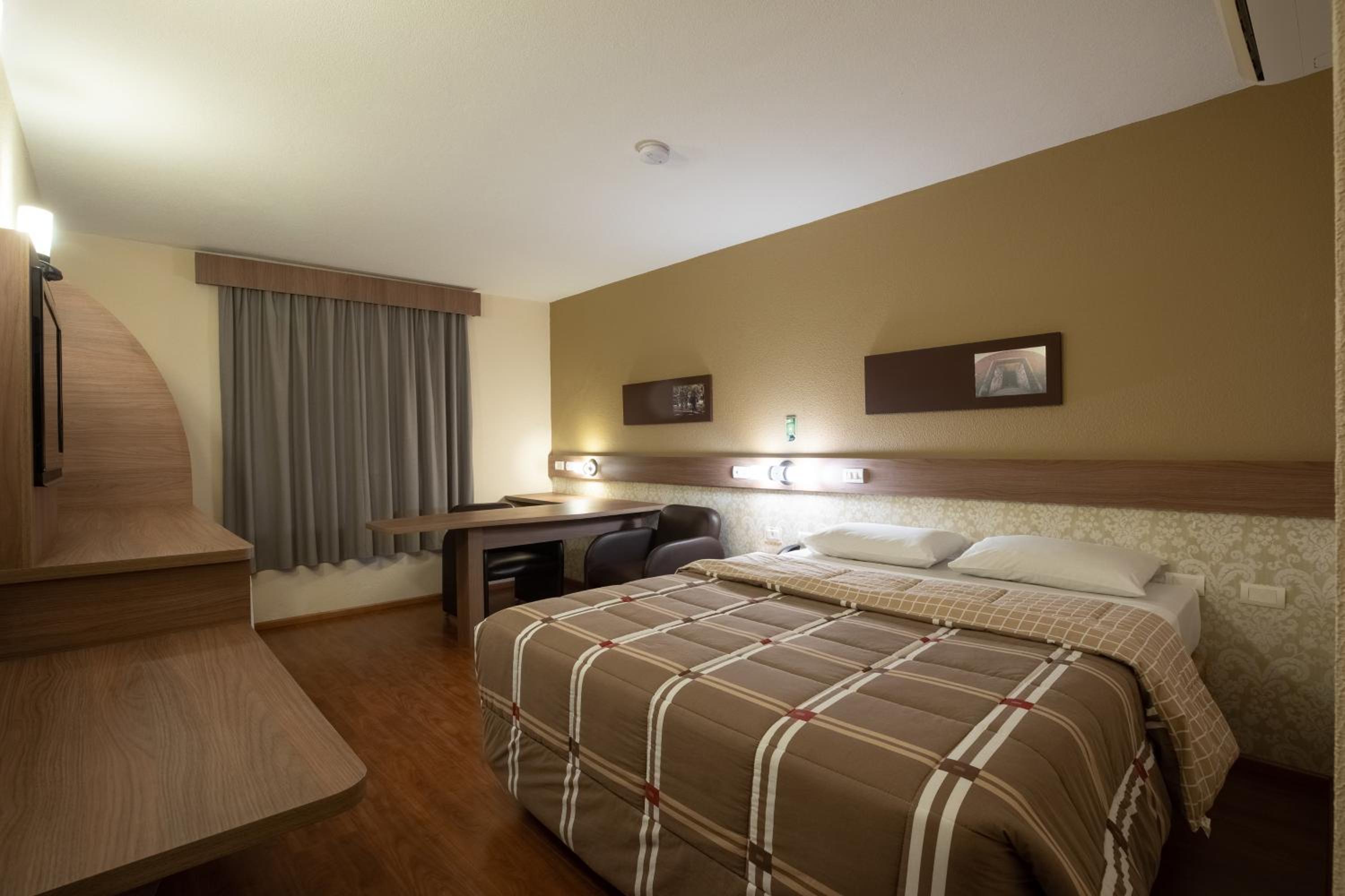 Standard Double Room photo 1