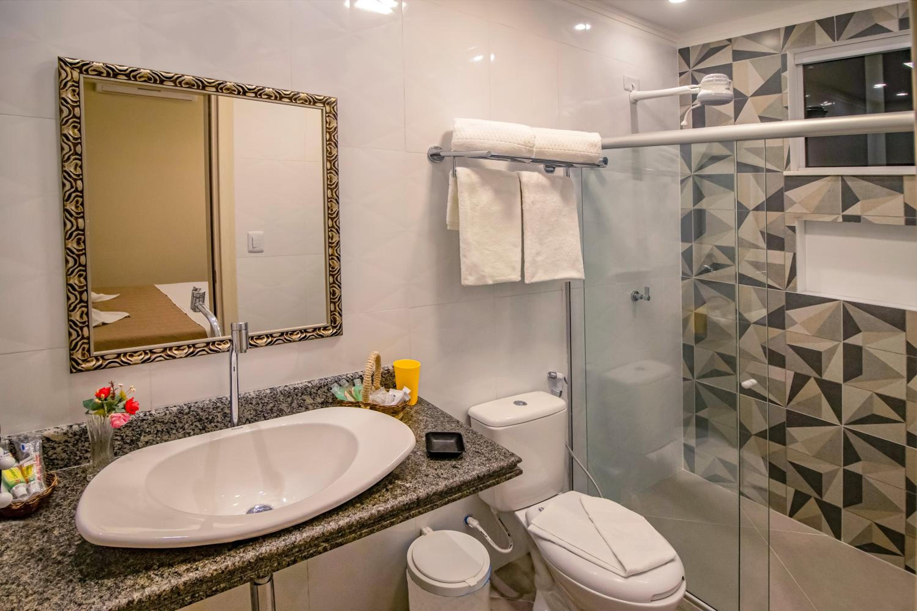 Comfort Suite photo 2