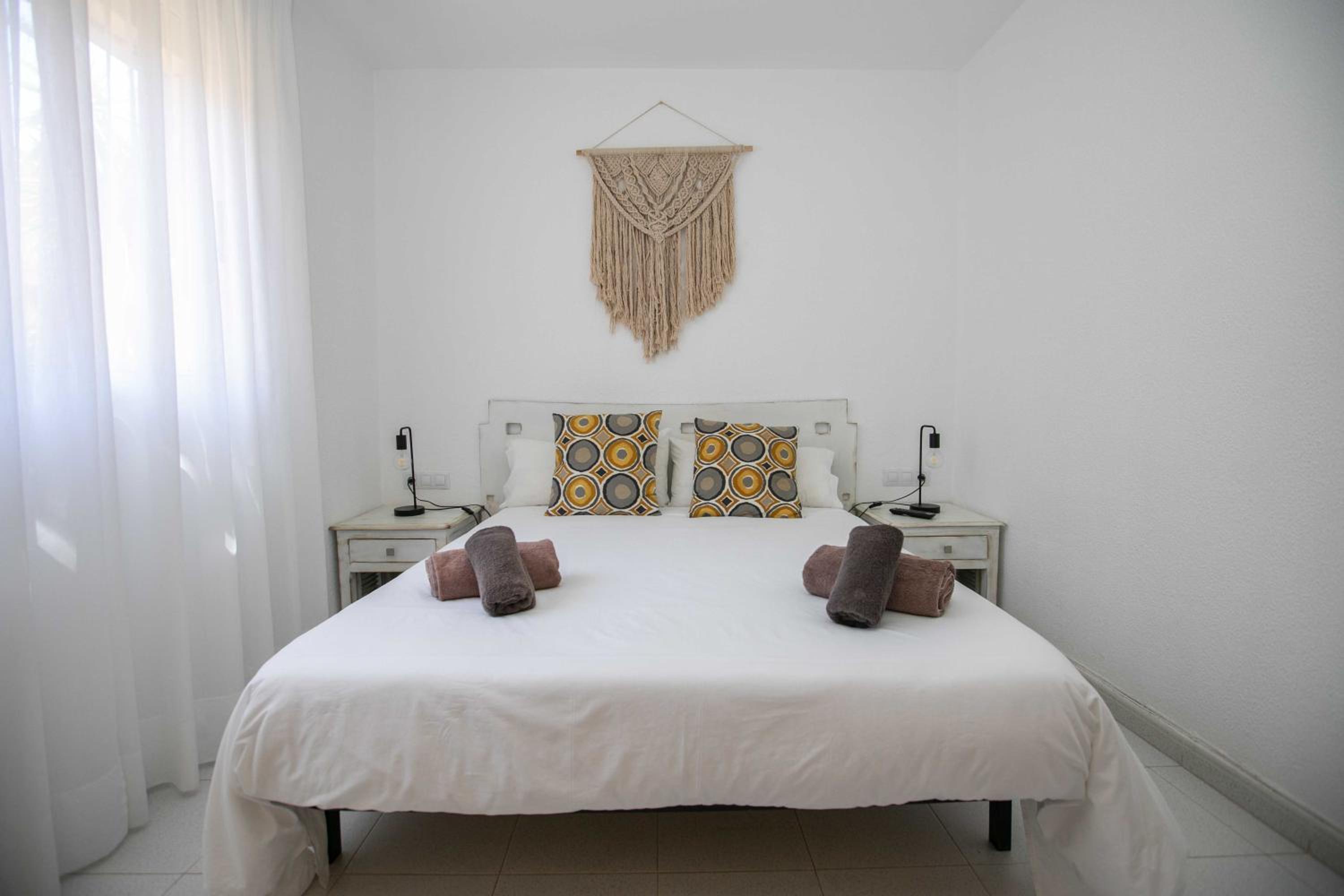 Apartamento con vista a la piscina