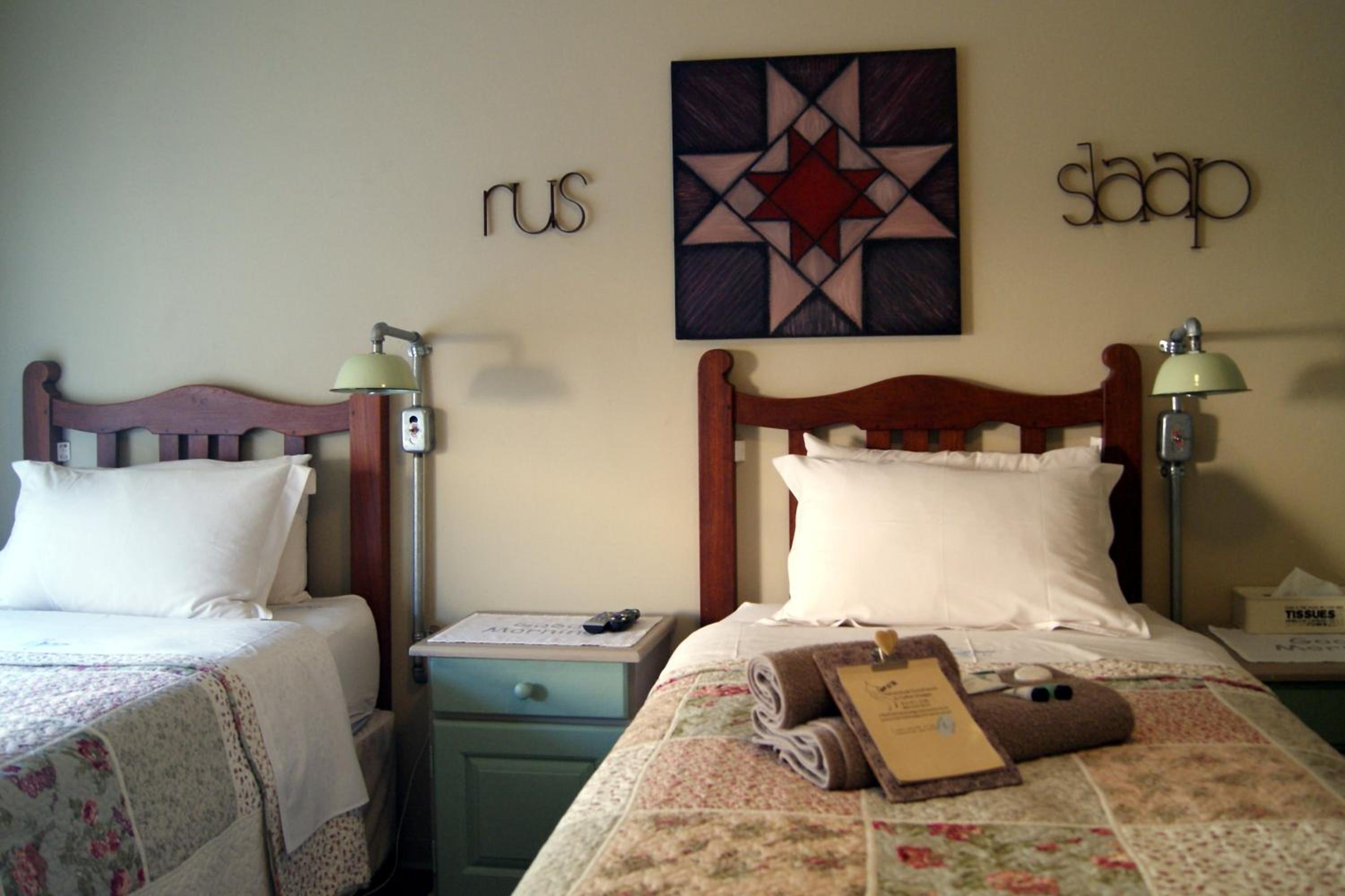 Standard Twin Room photo 1