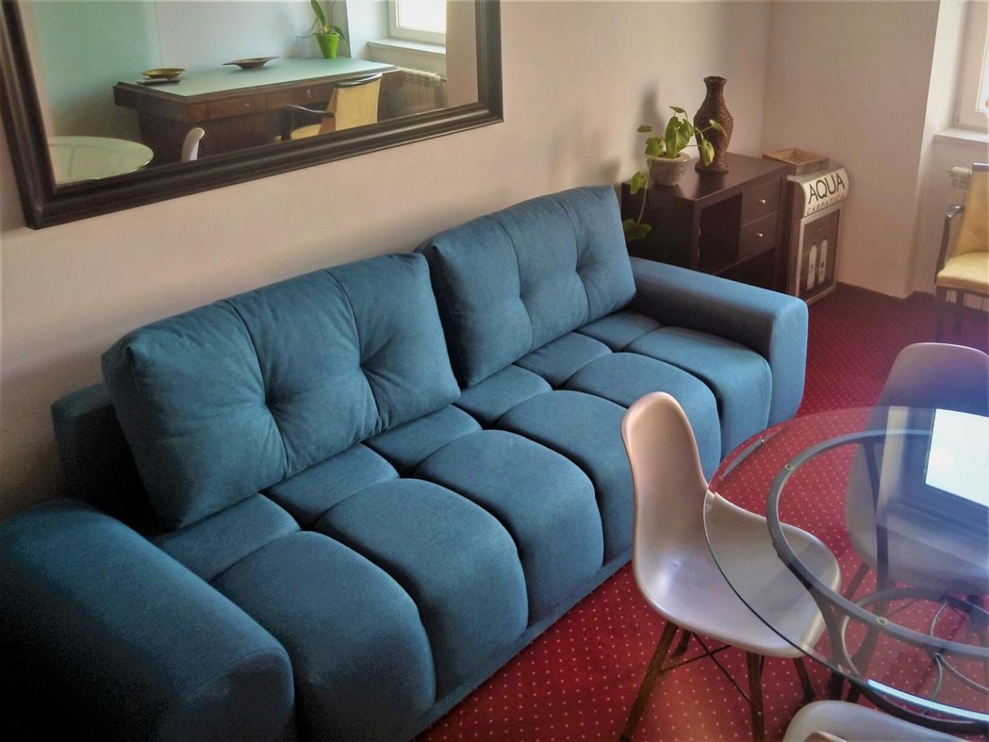 One-Bedroom Apartment photo 3