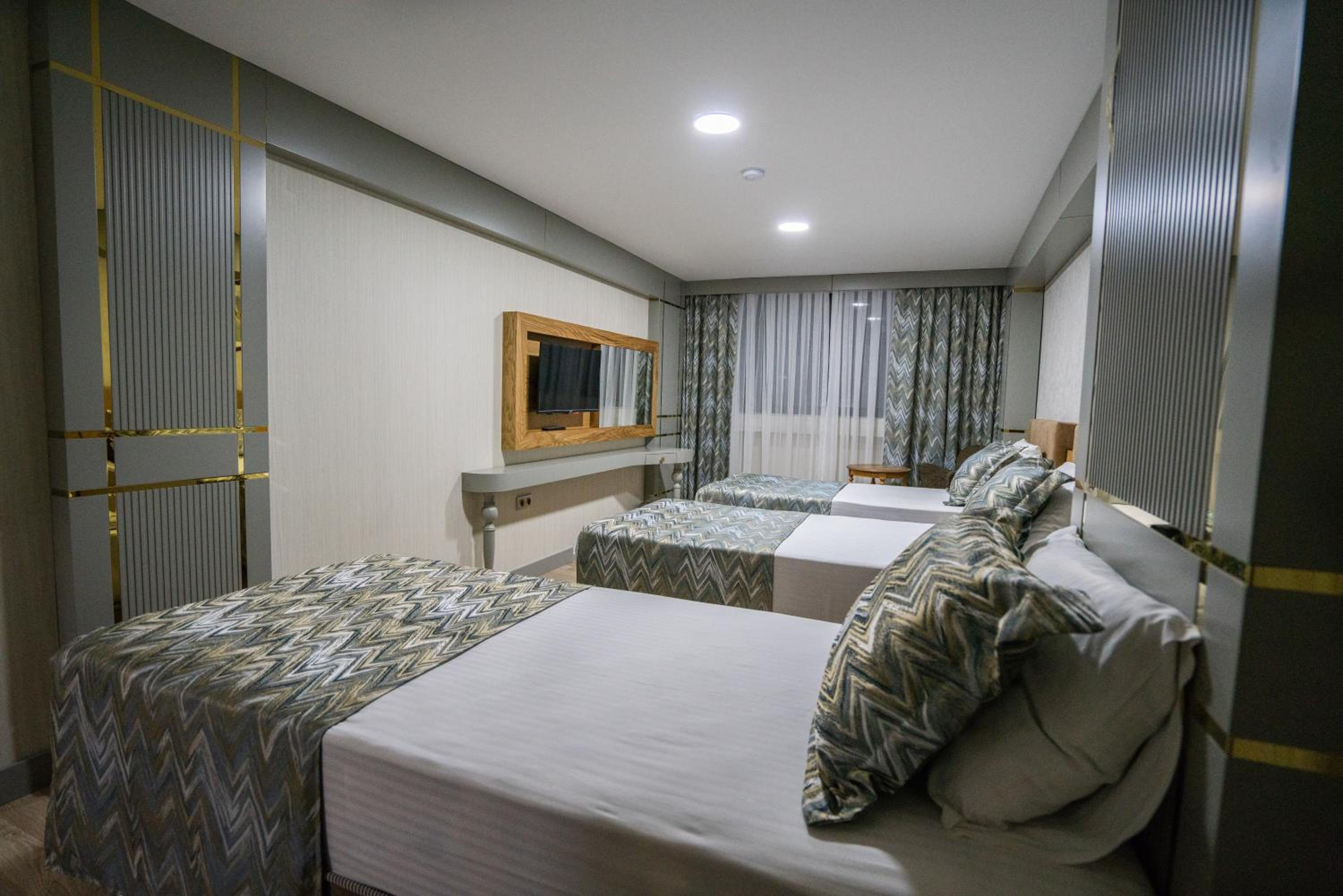 Comfort Triple Room