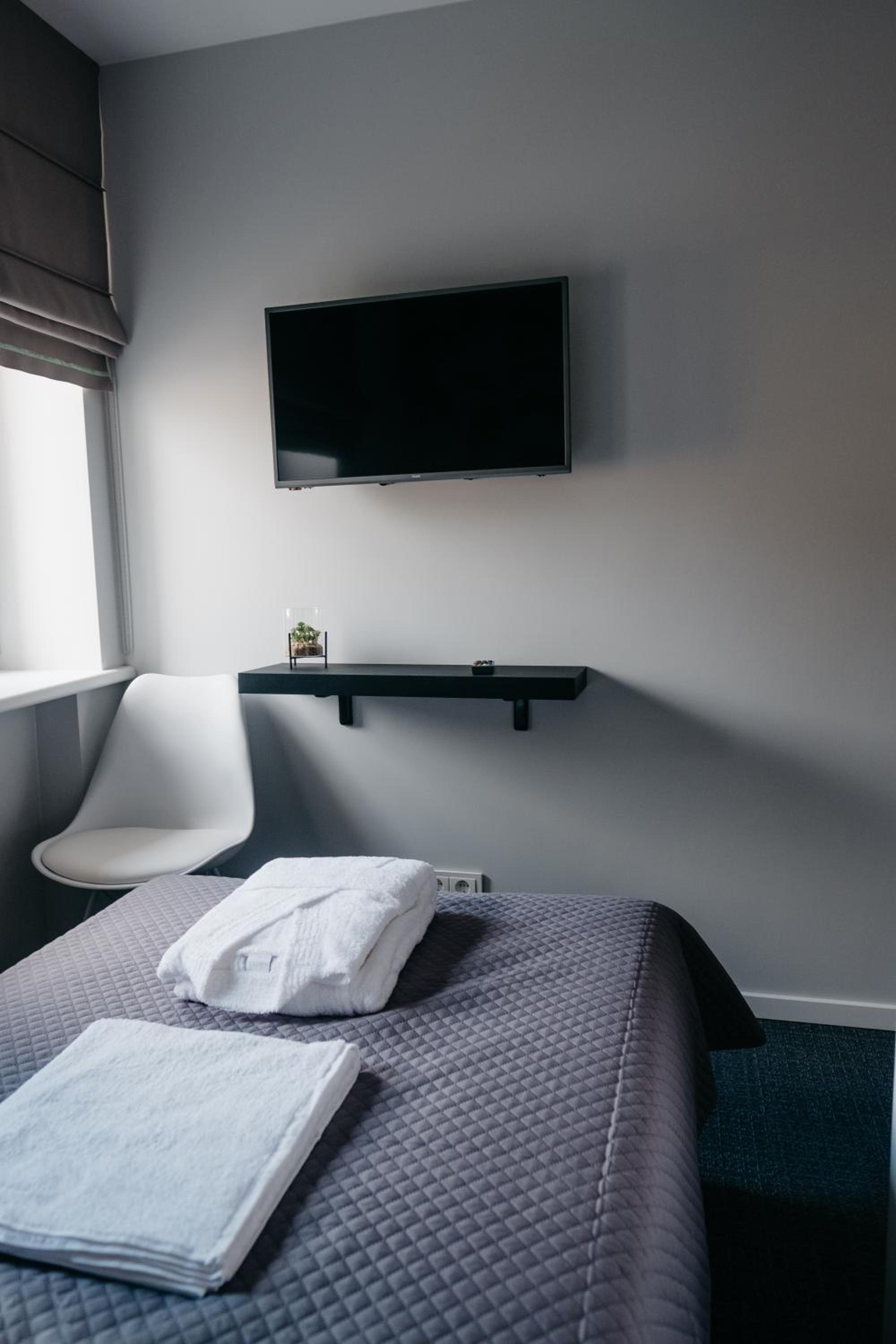 Small Single Room