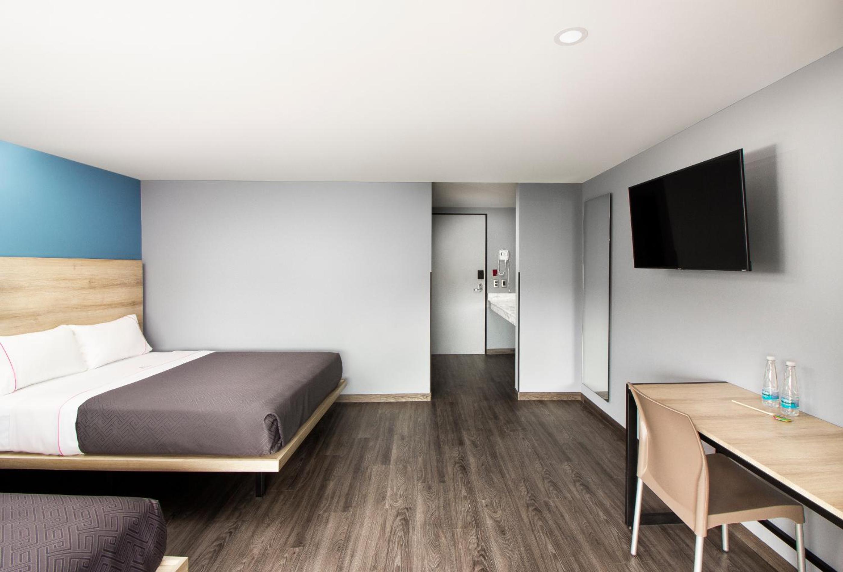 Double Room - Photo 5