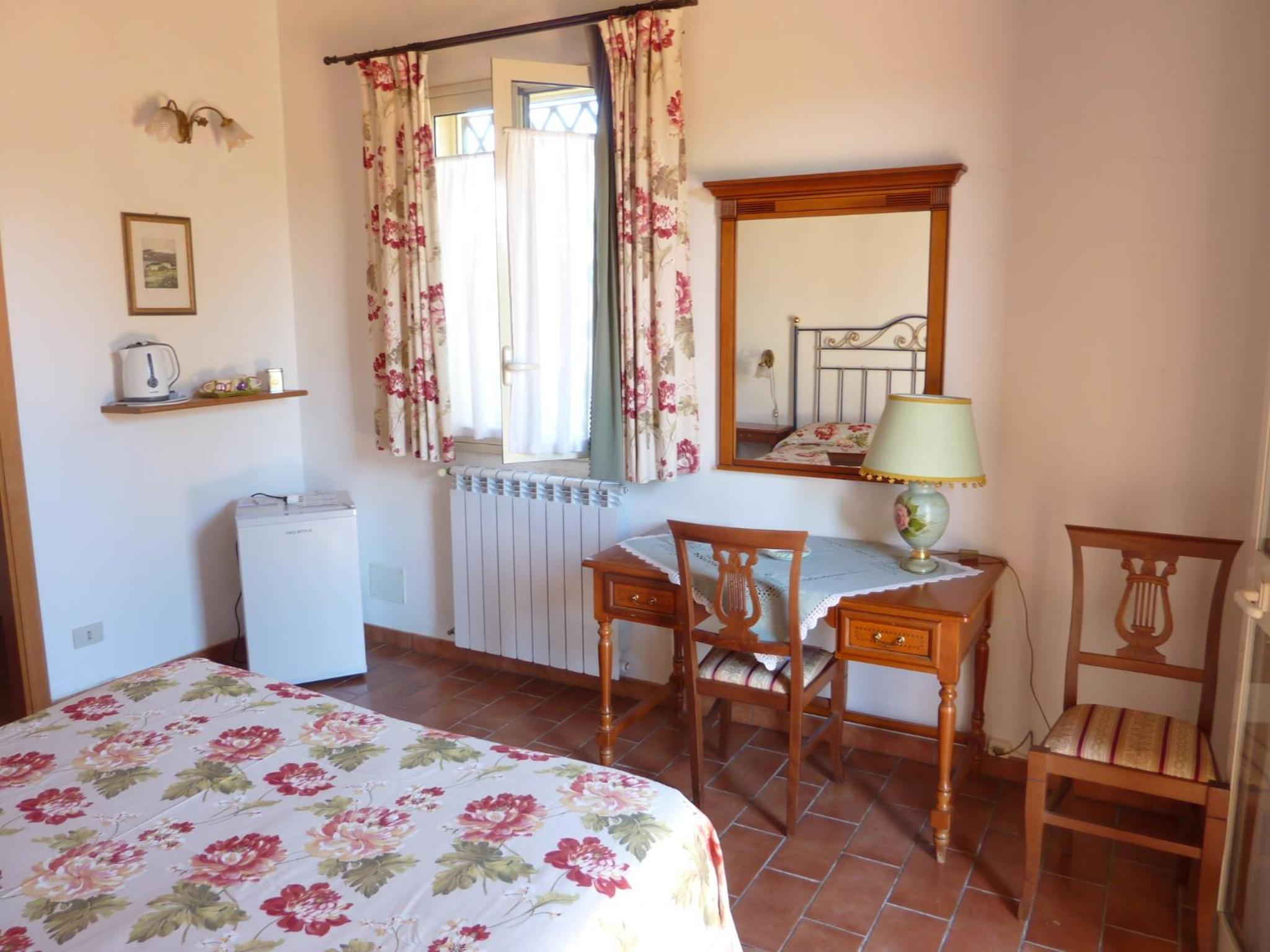 Double or Twin Room - Photo 3