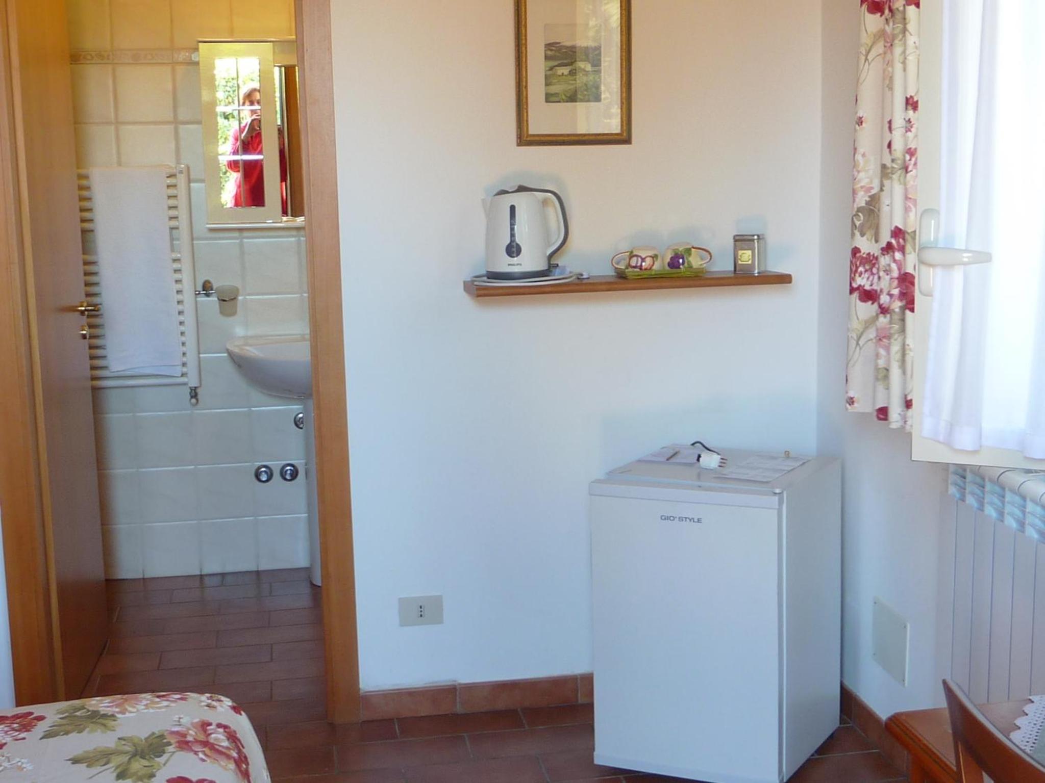 Double or Twin Room - Photo 4