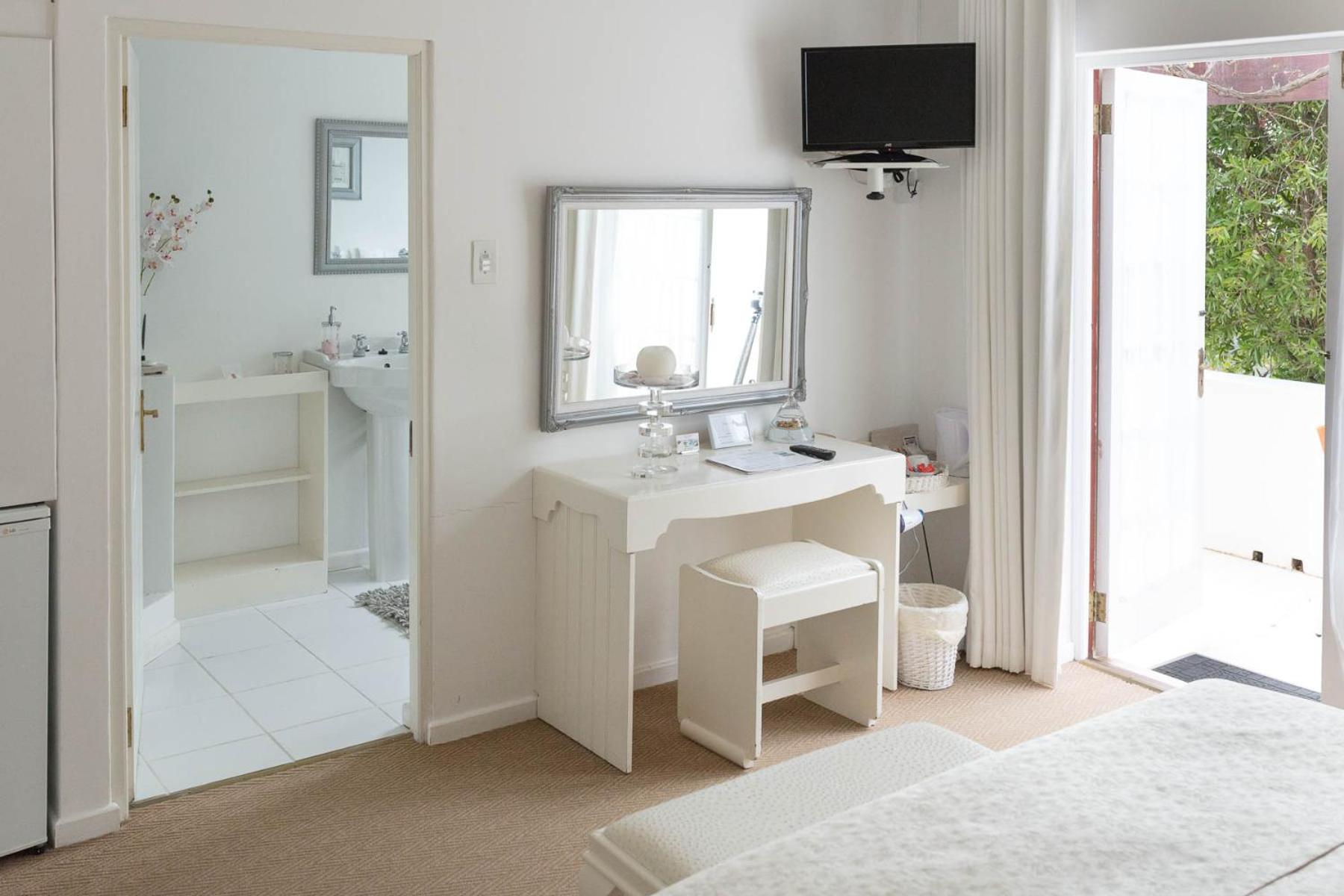 Superior Double Room - Photo 3