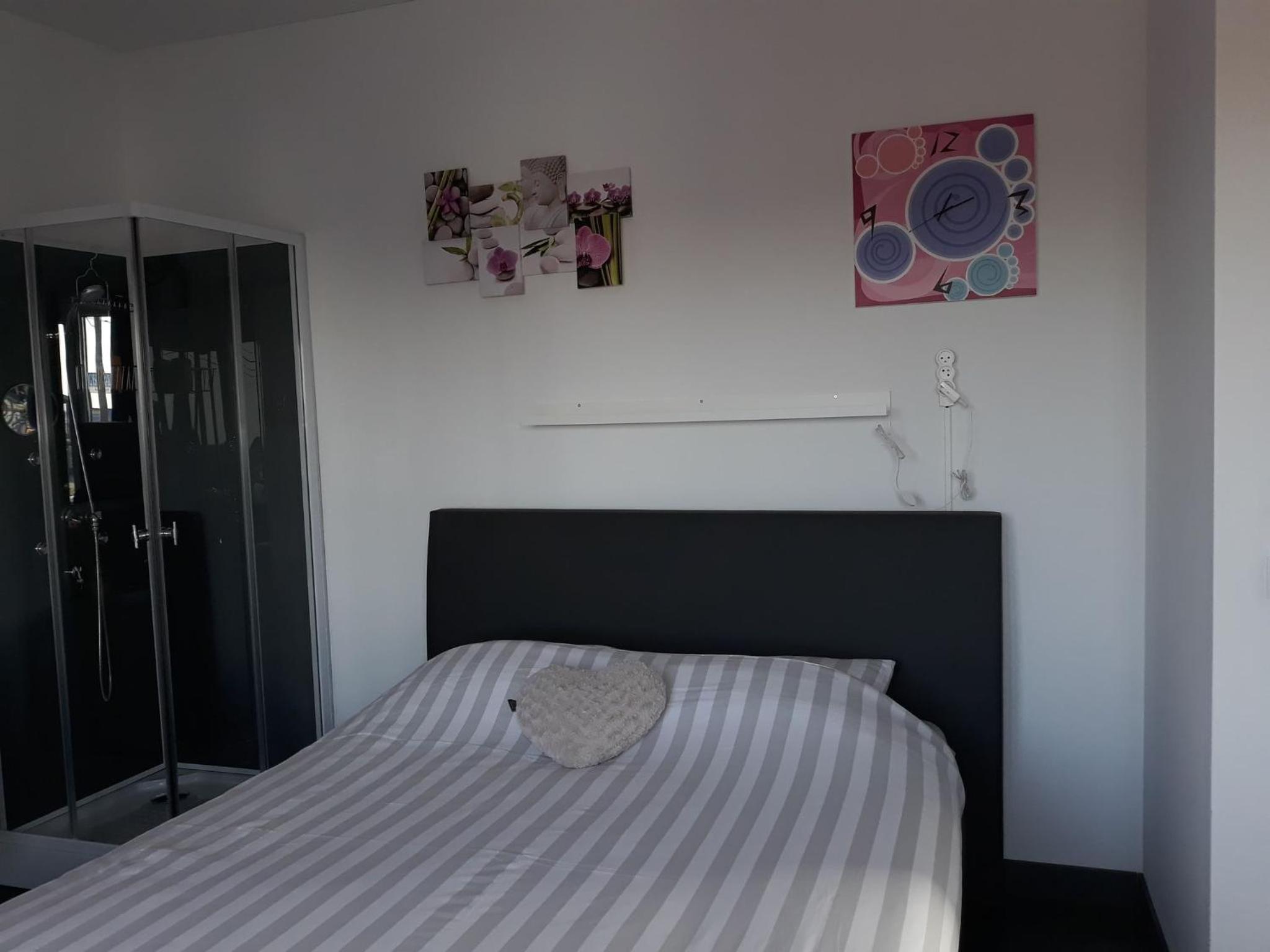Deluxe Double Room with Shower photo 1