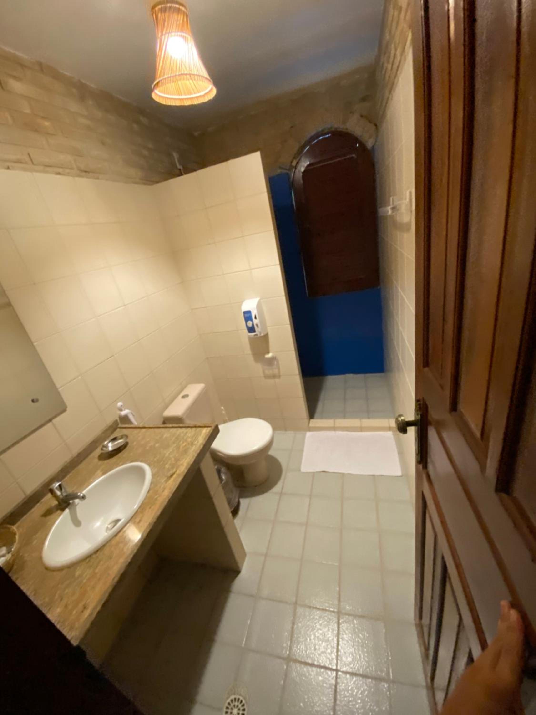 Queen Suite - Photo 2