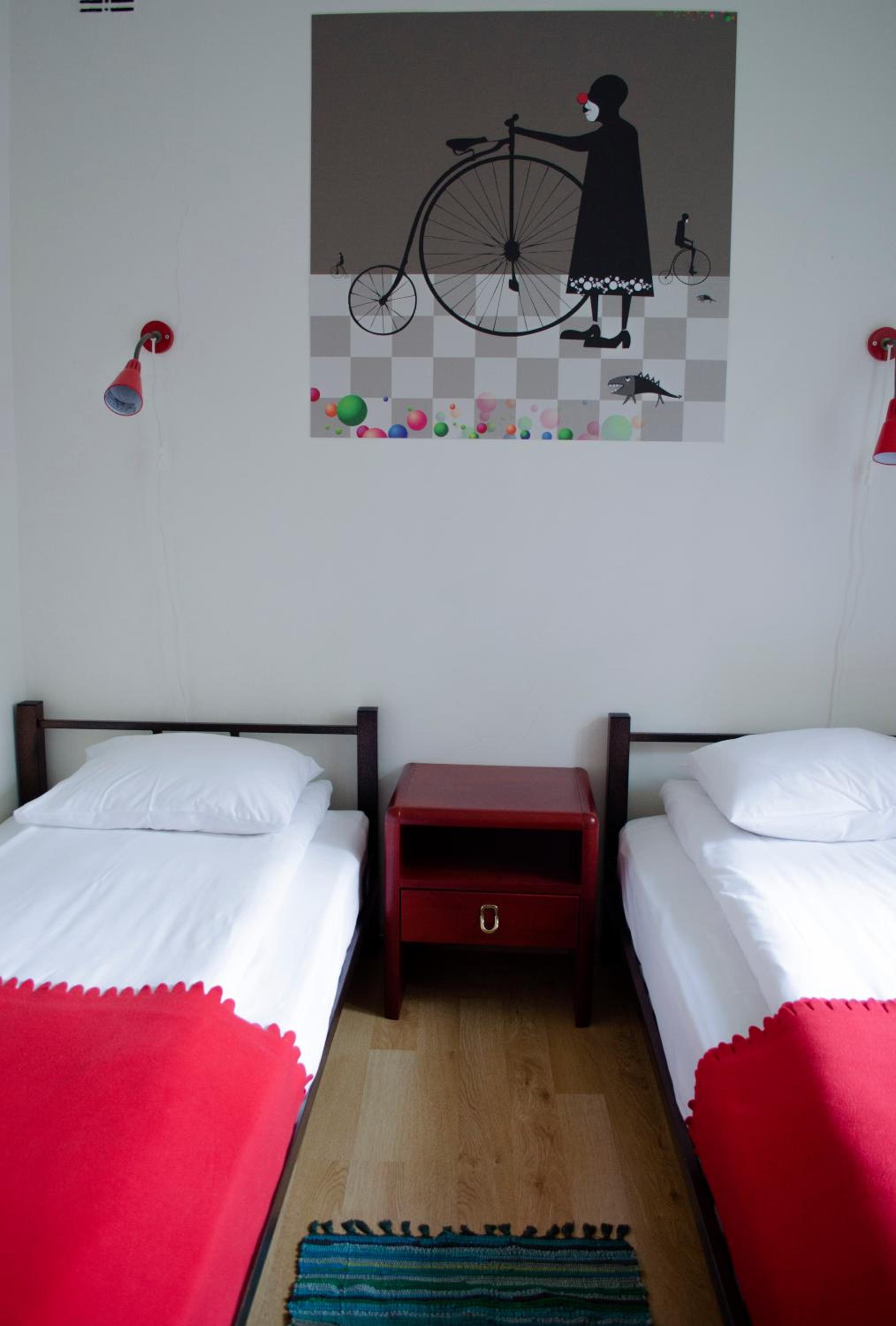 Twin Room - Photo 1