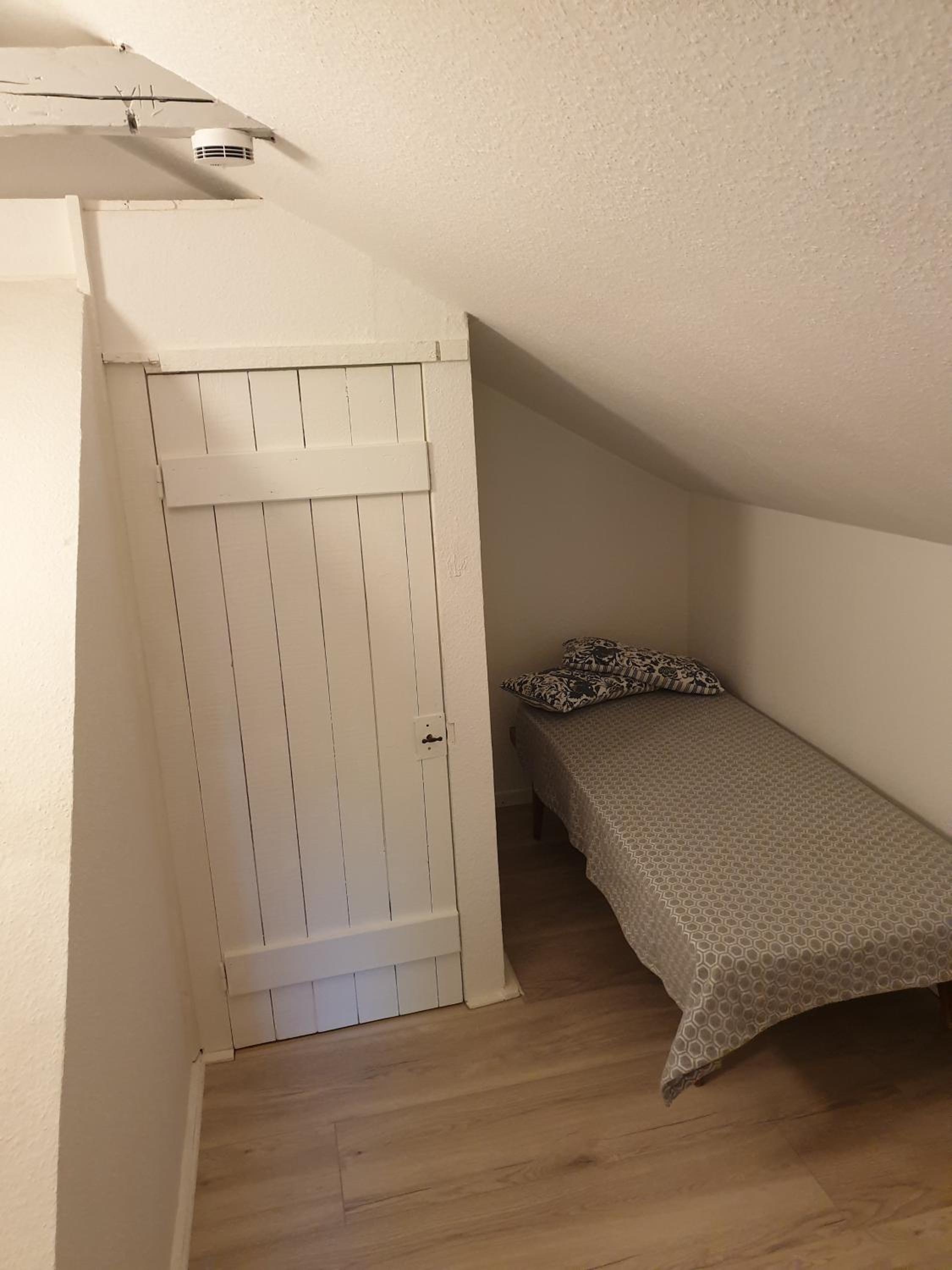 Apartment photo 2