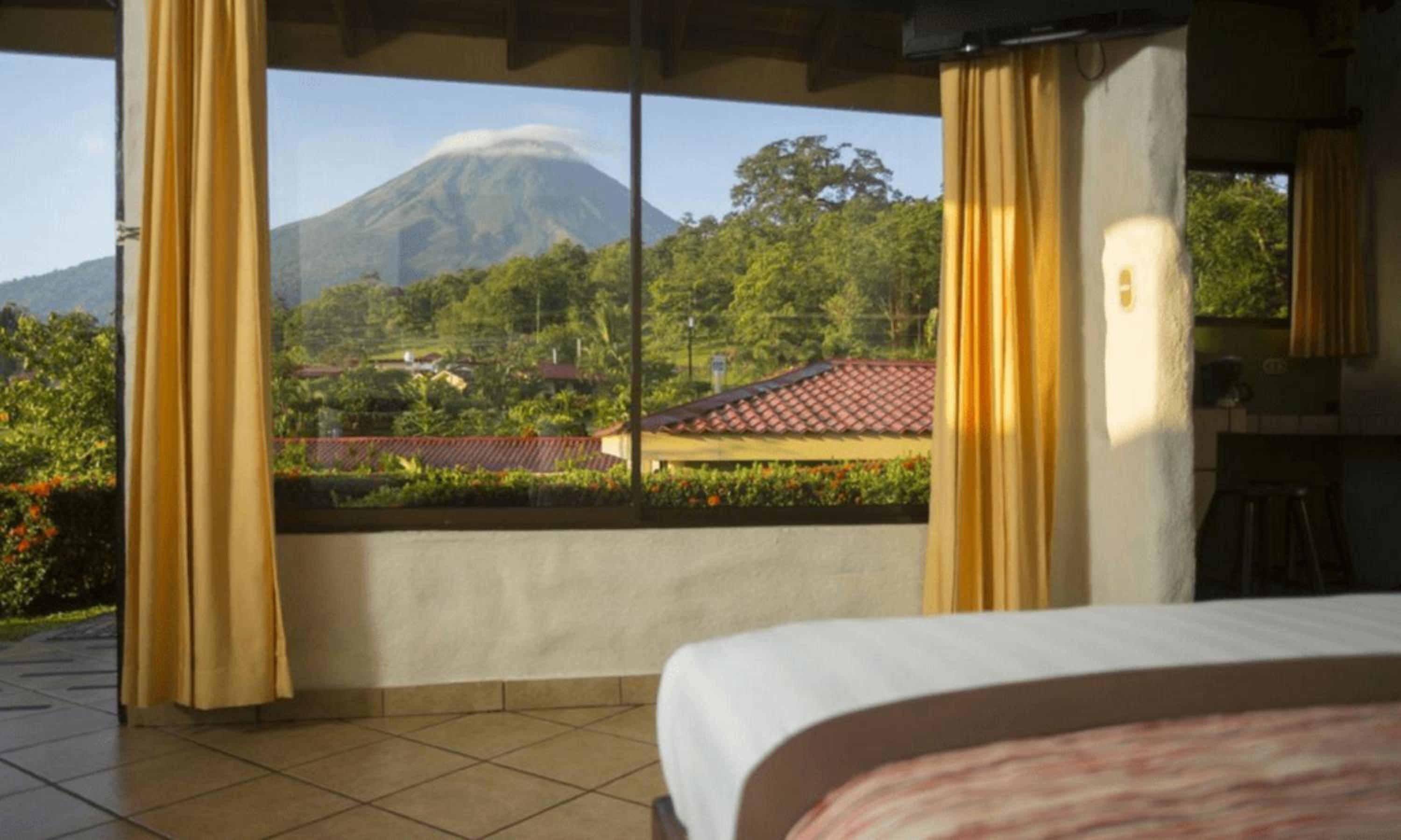 Deluxe Double Room with Mountain View photo 2