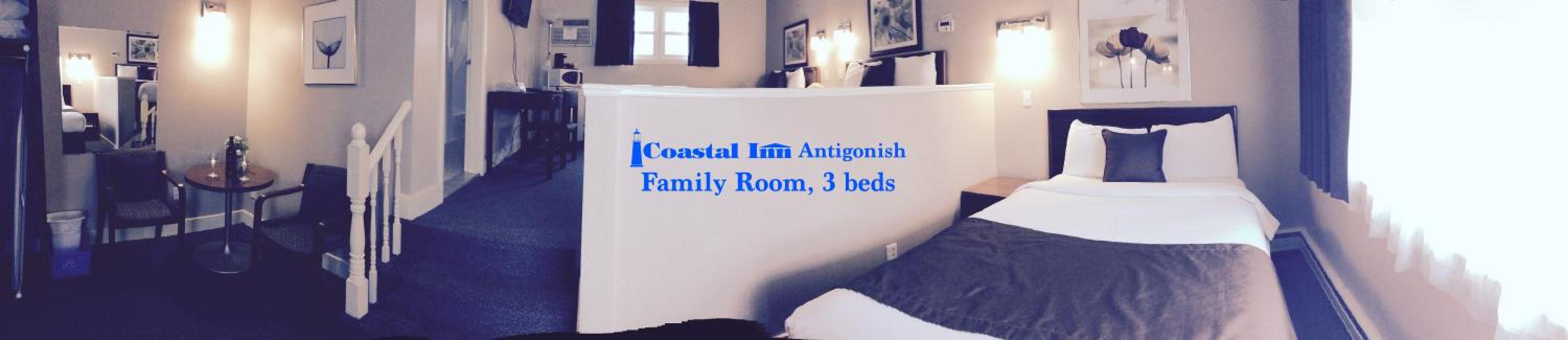 Bi-level Family Room, 2 Queen Beds and 1 Double Bed - Nonsmoking, No pets photo 1