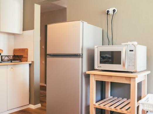 Three-Bedroom Apartment - Photo 35