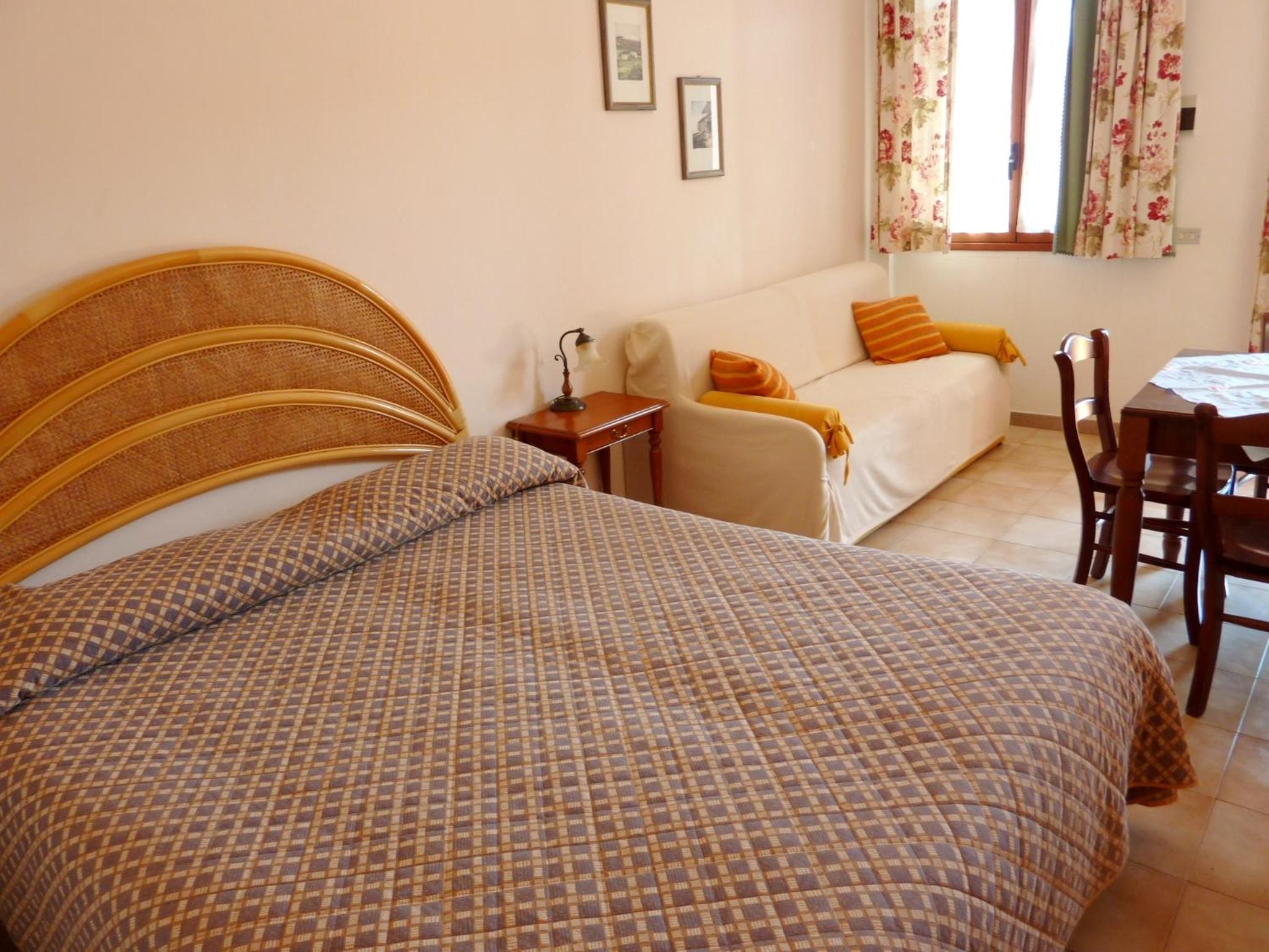Classic Triple Room photo 2