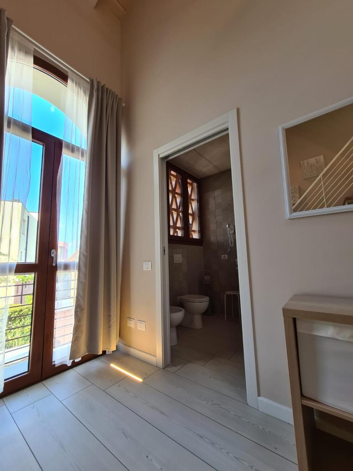Double Room with Private Bathroom photo 2