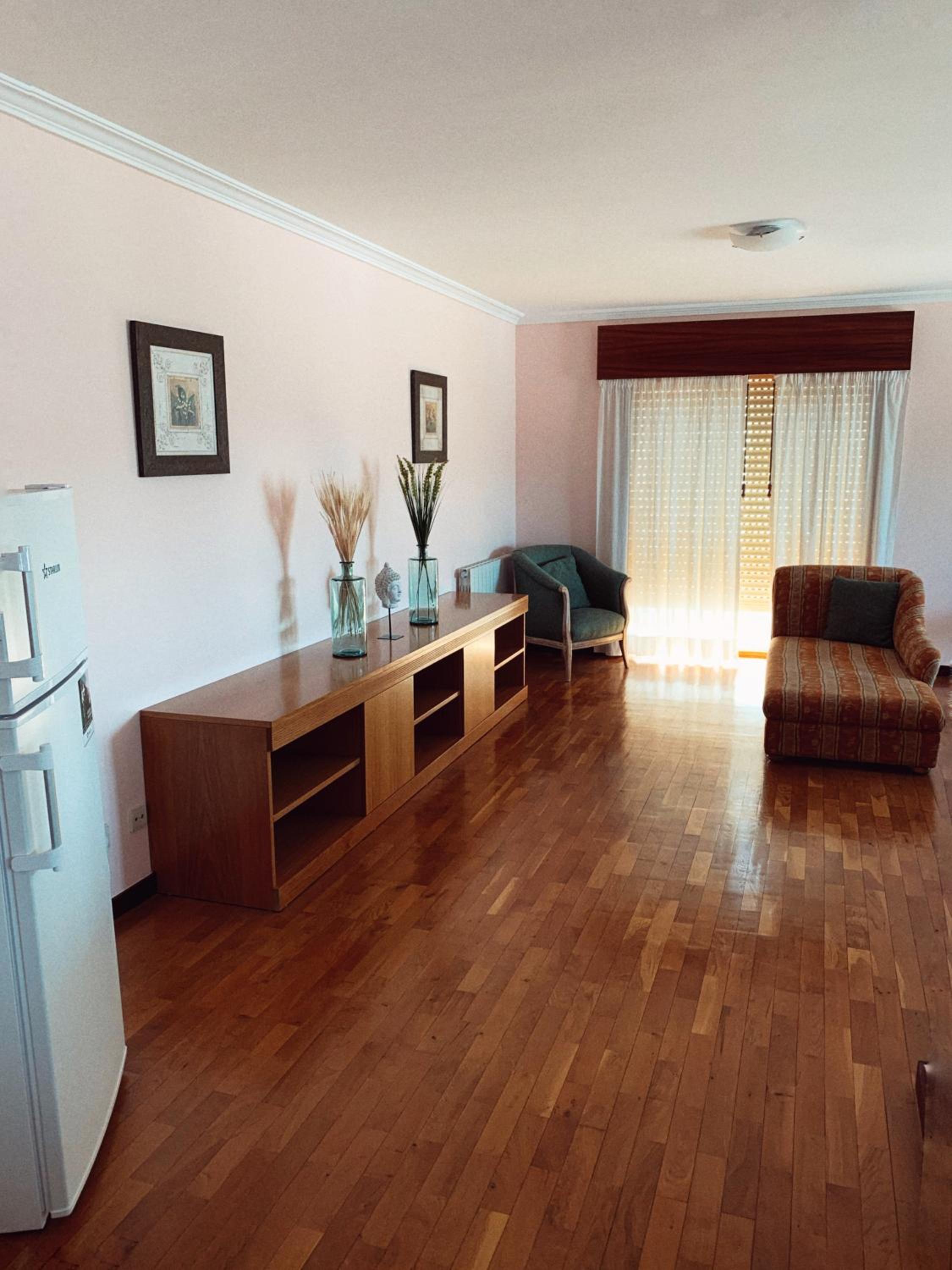 Apartment - Photo 4