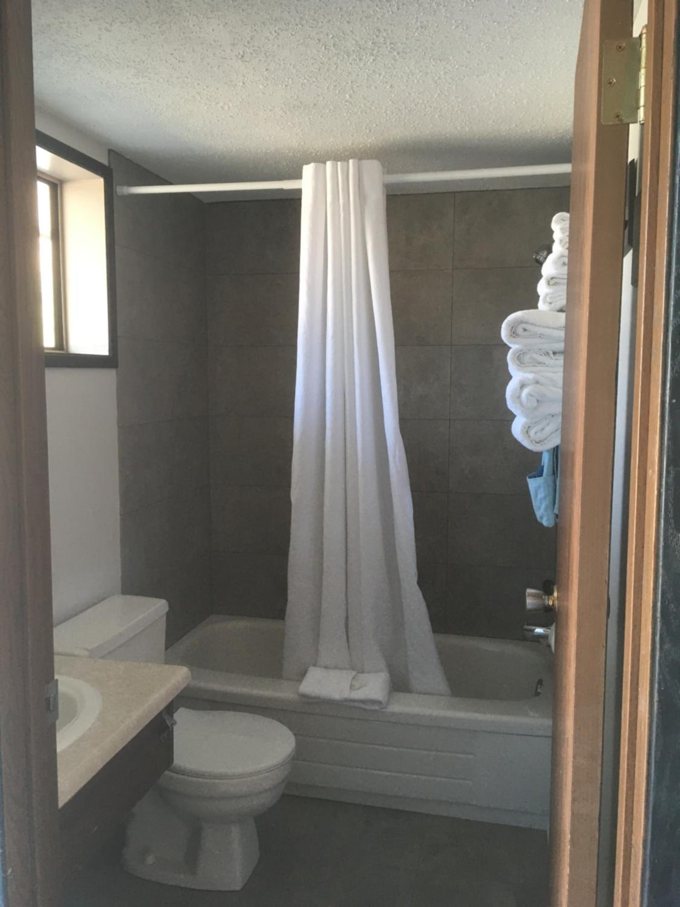 Classic Quadruple Room - Photo 3