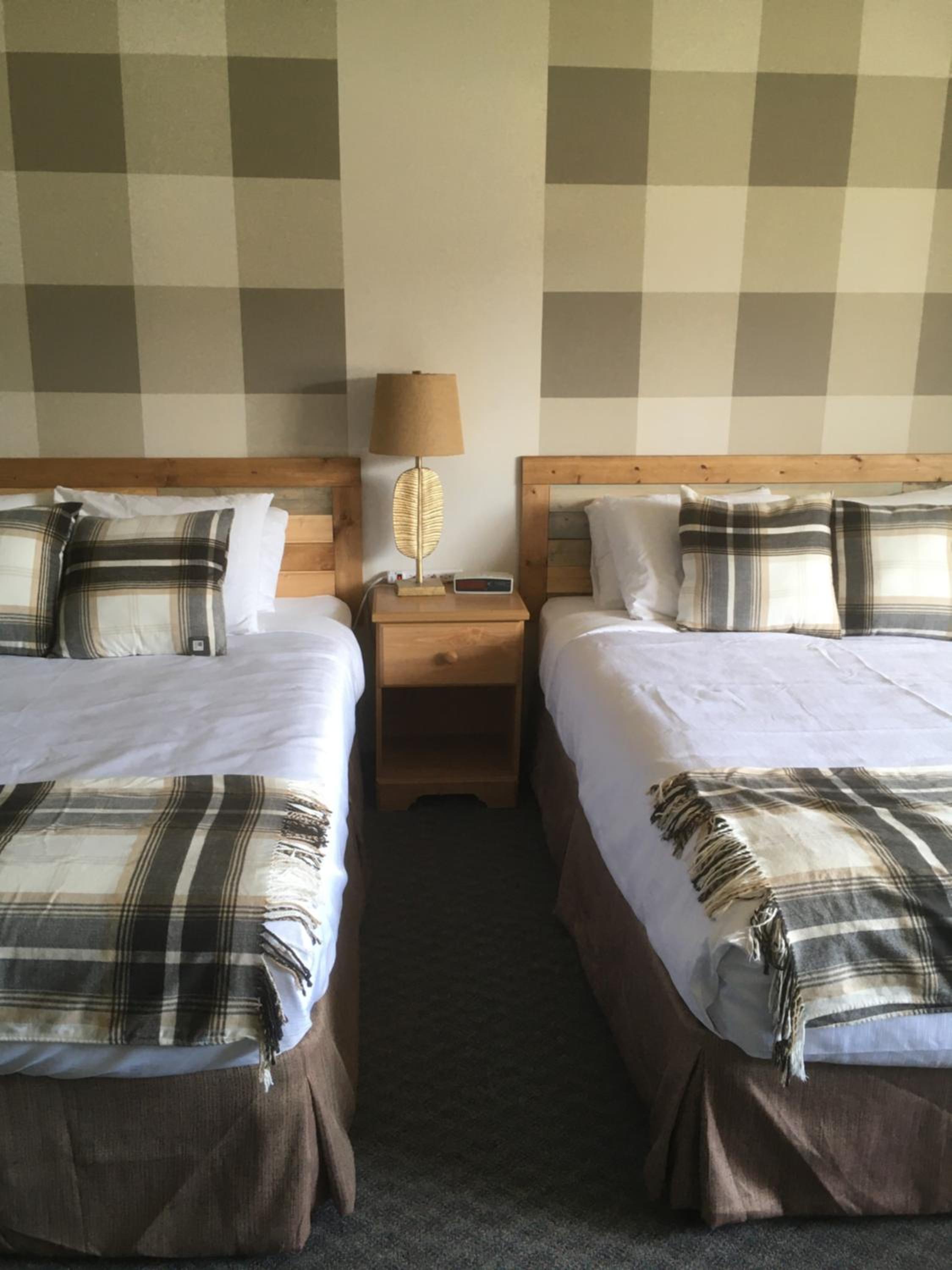 Classic Quadruple Room - Photo 6