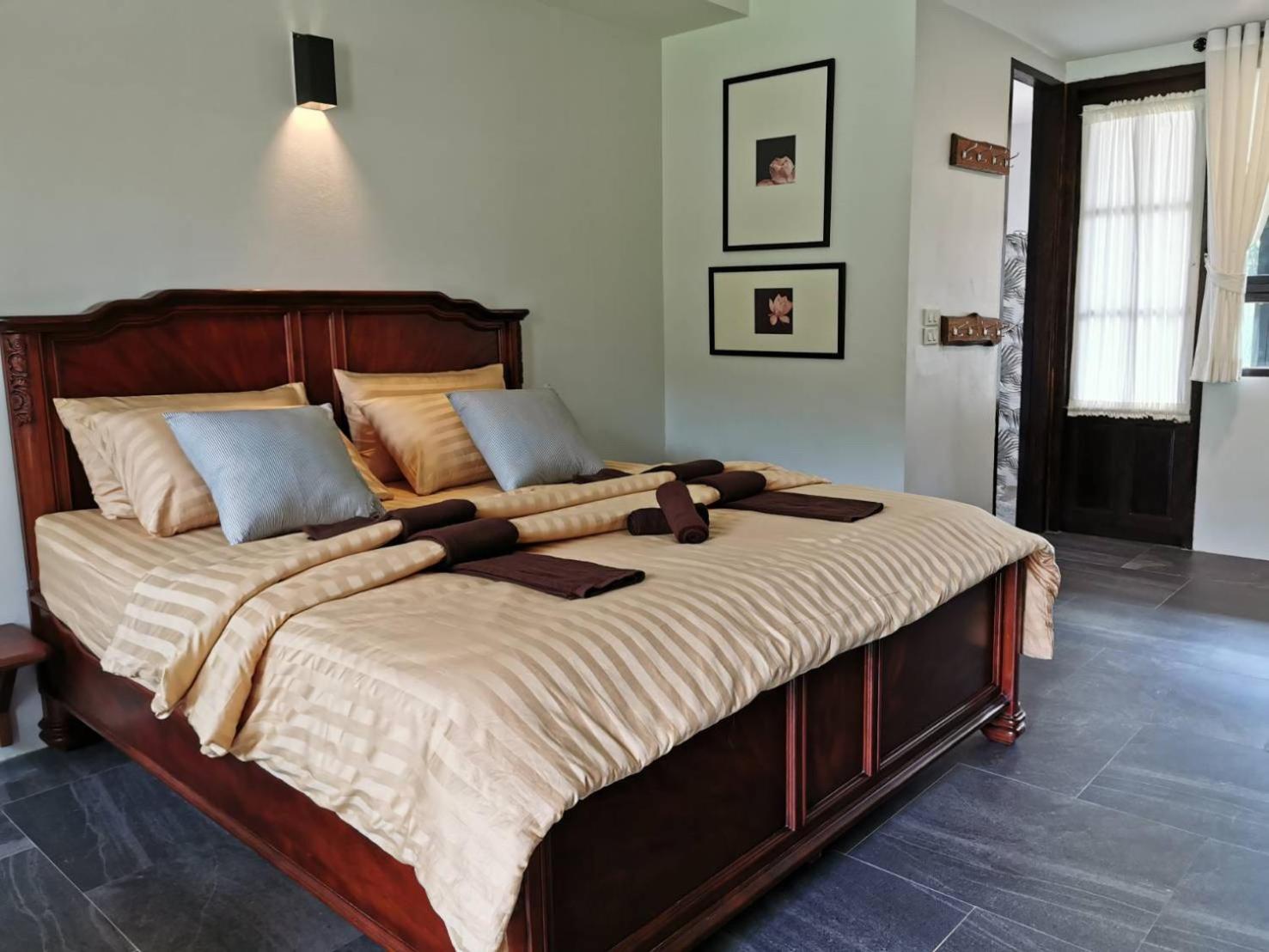 Deluxe Double Room - Photo 6