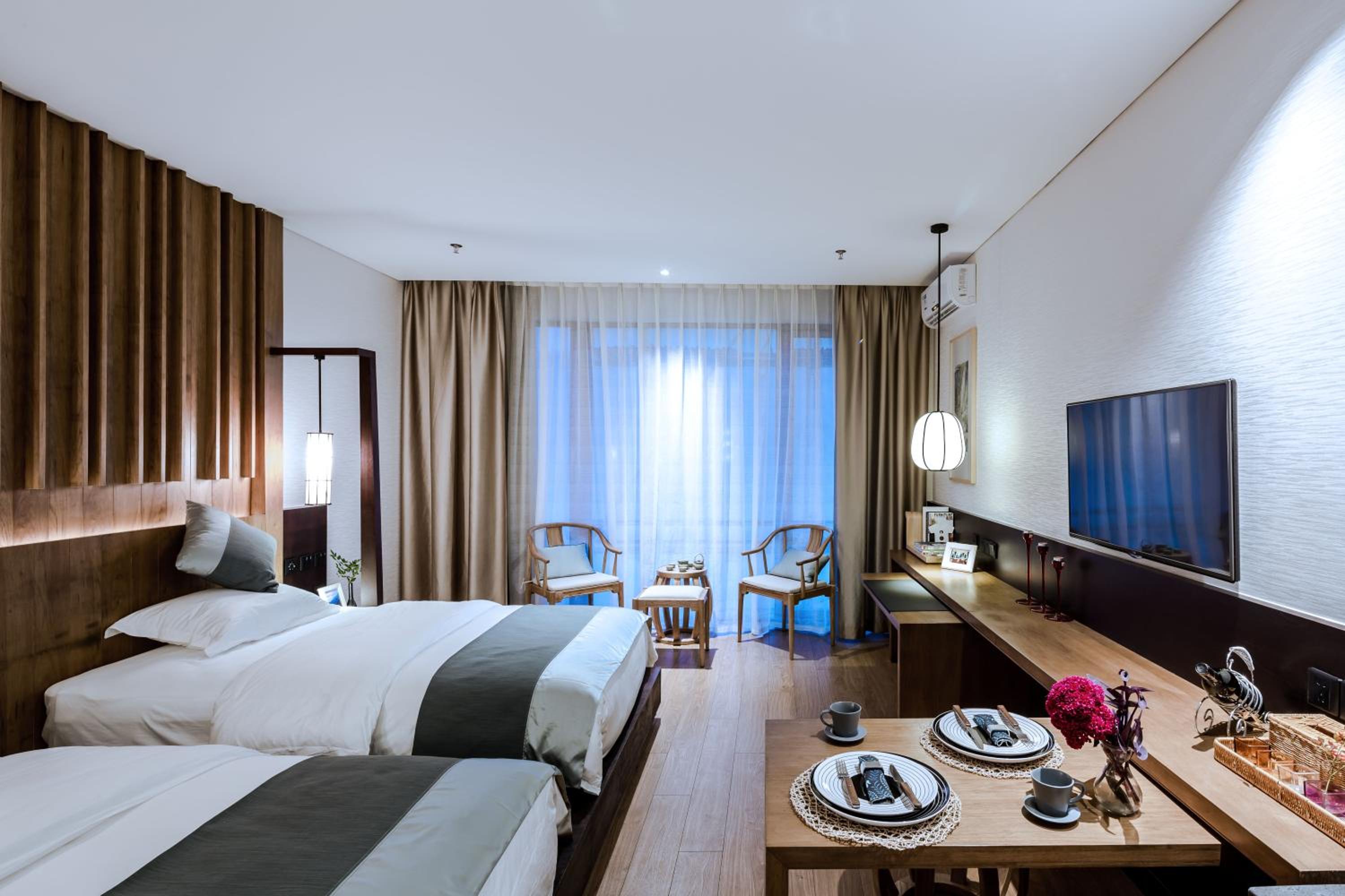 Lake View Twin Room