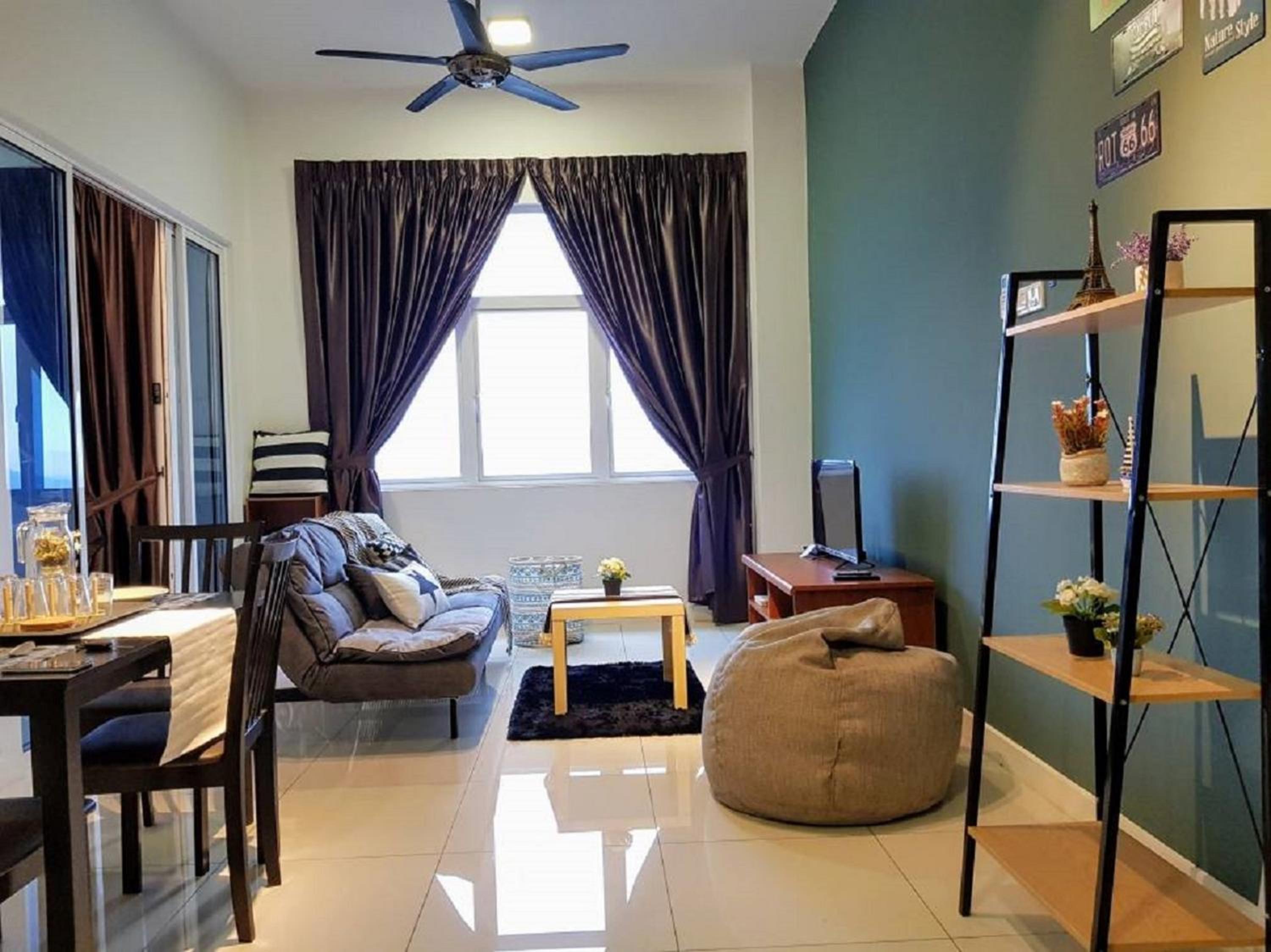 One-Bedroom Apartment - Photo 5