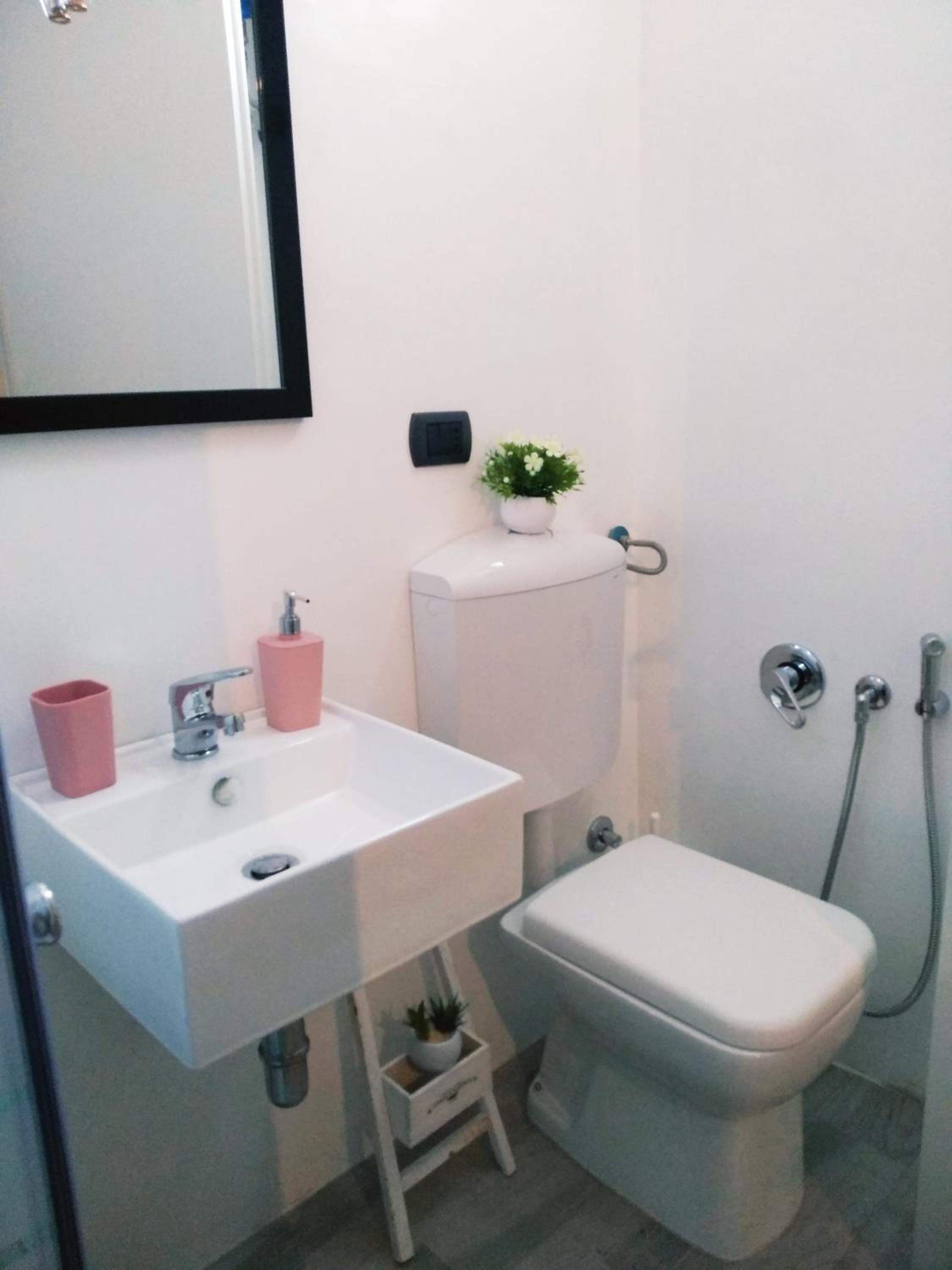 Double or Twin Room with Bathroom - Photo 21