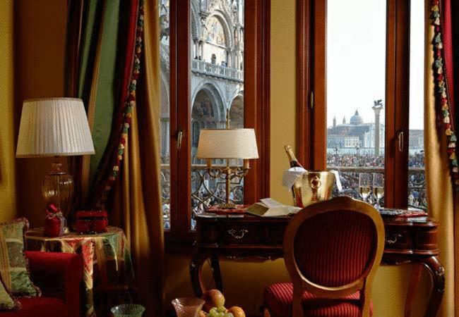 Deluxe Double Room with View photo 3