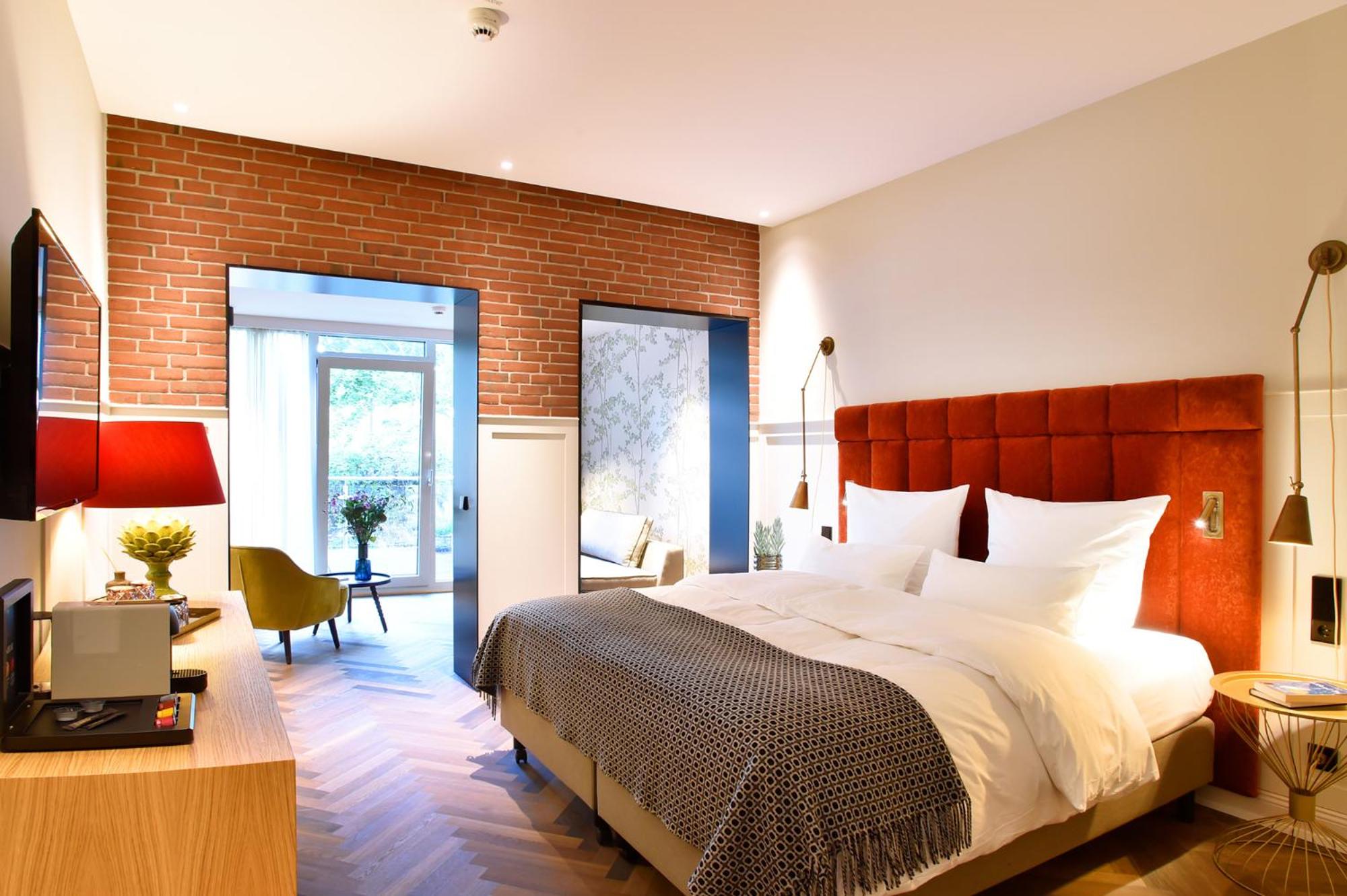 Family Suite with Garden View - Photo 3