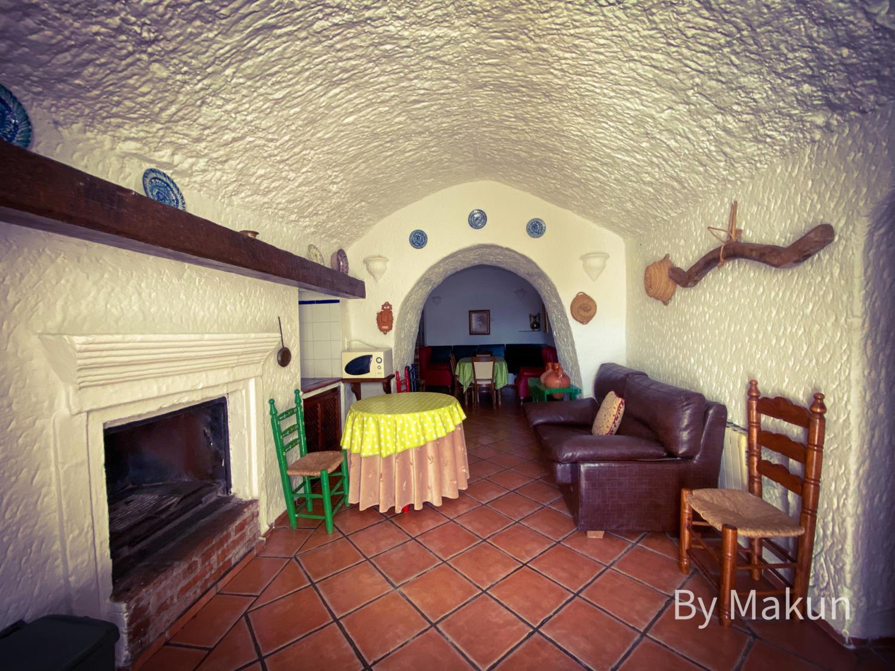 Cave (2 Adults) - Photo 19