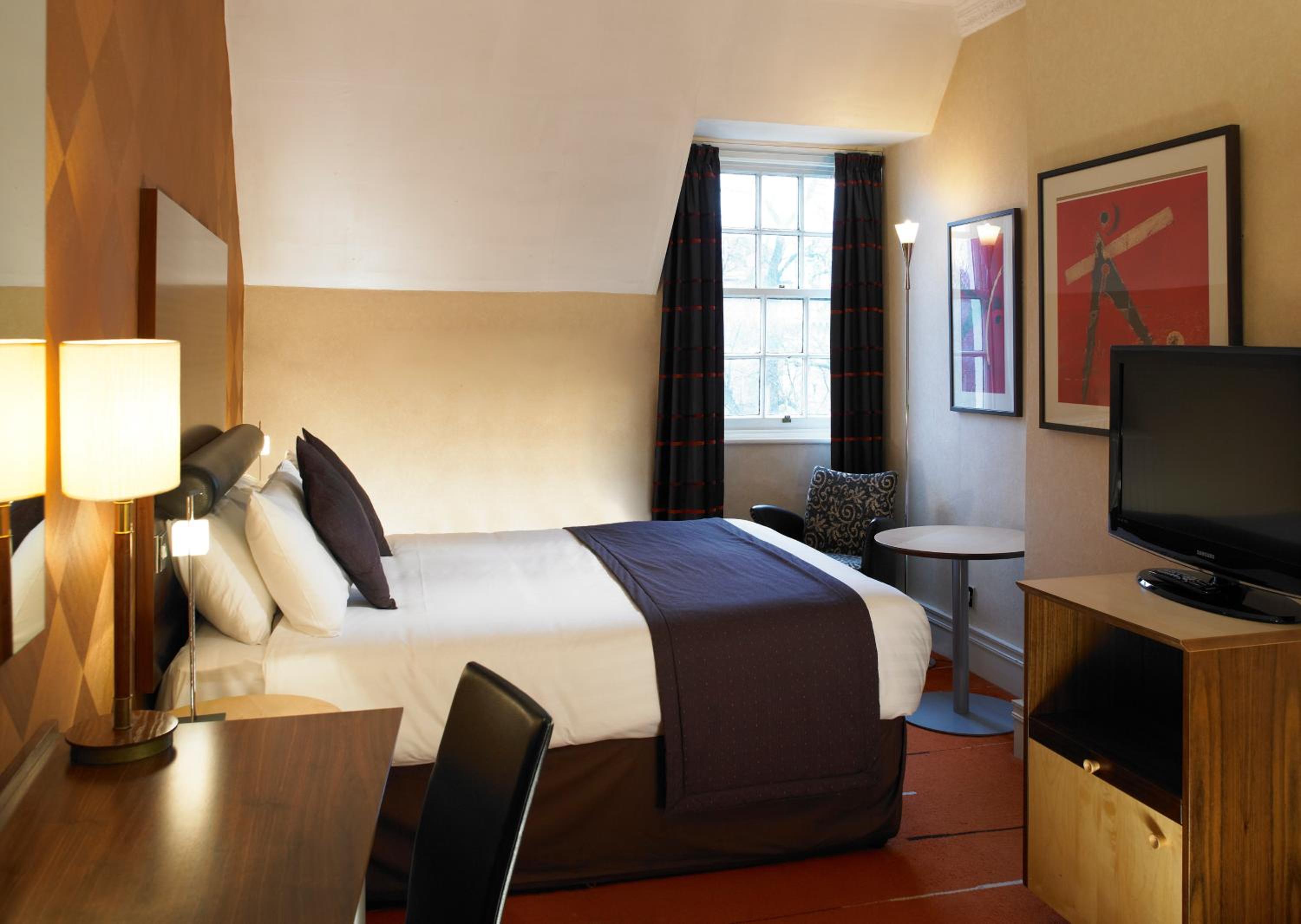 Standard Double Room - Photo 5
