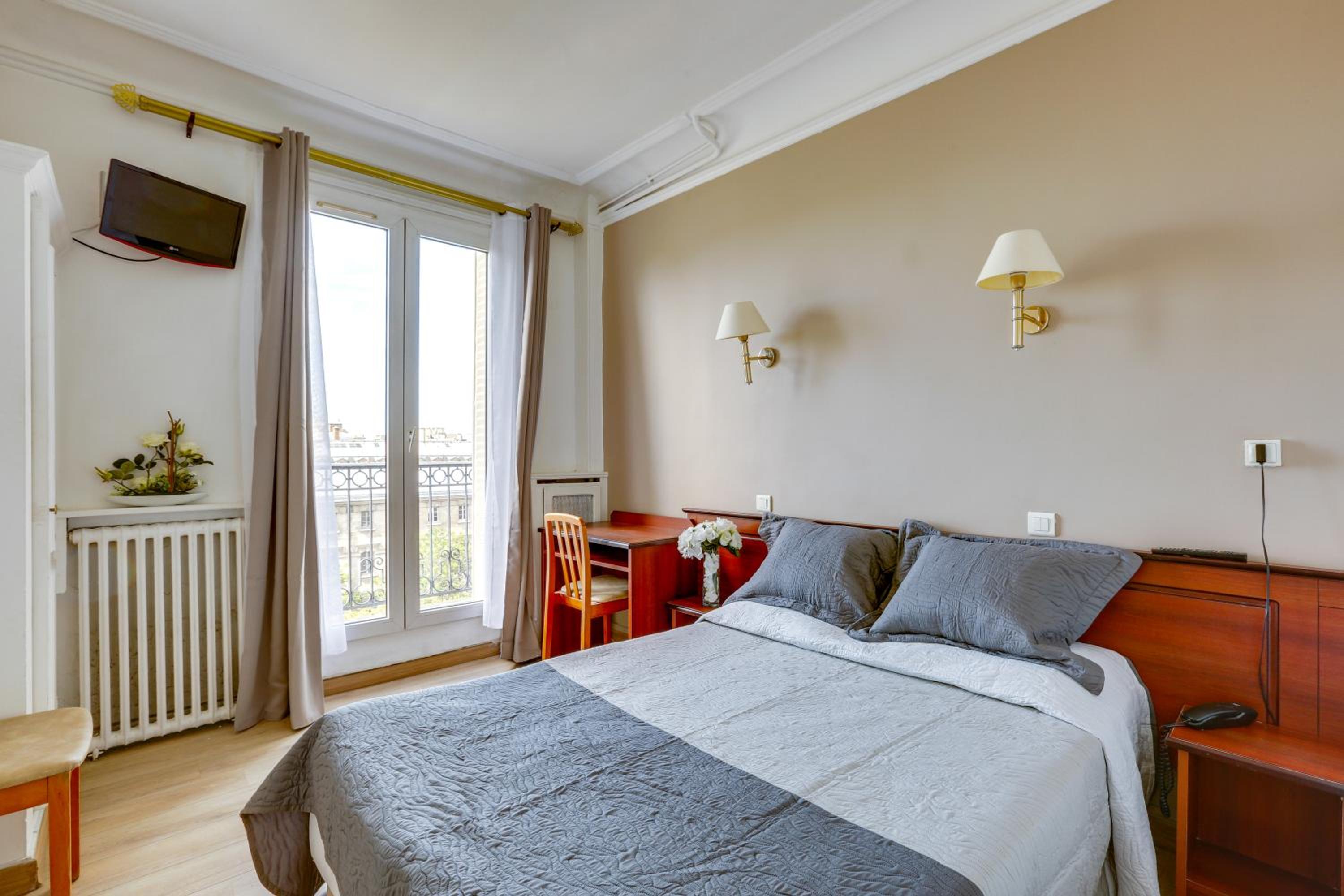 Standard Double Room photo 2