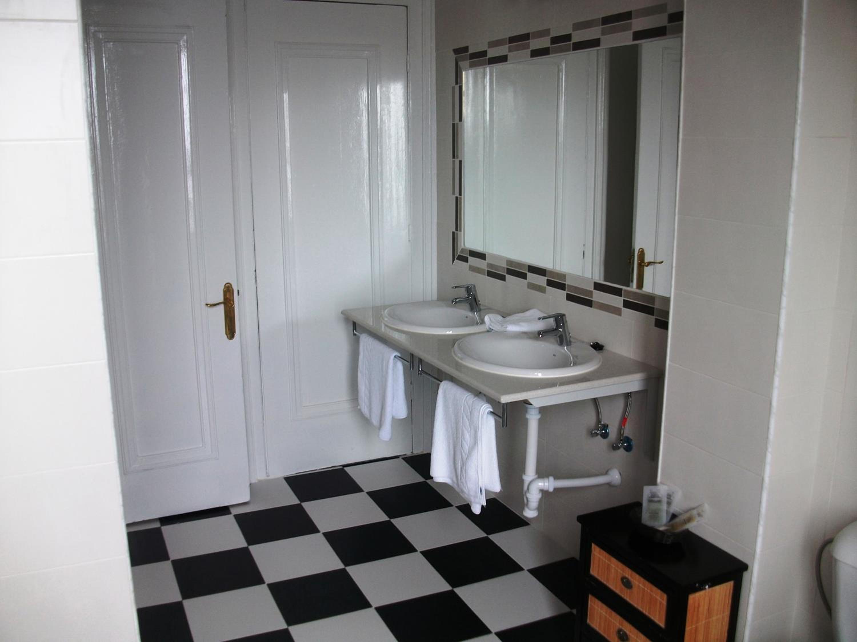 Quadruple Room photo 2