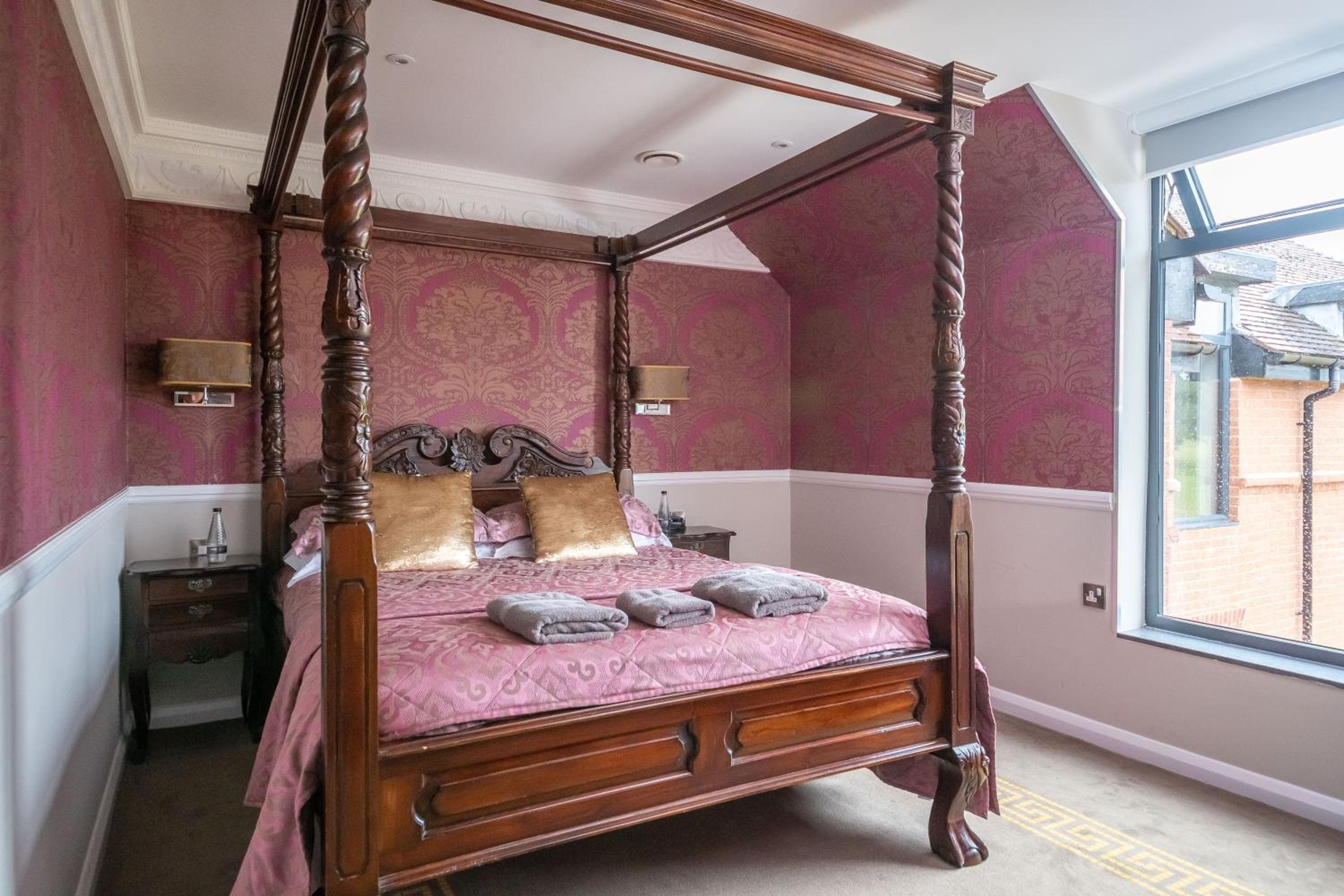 Superior King Room photo 2