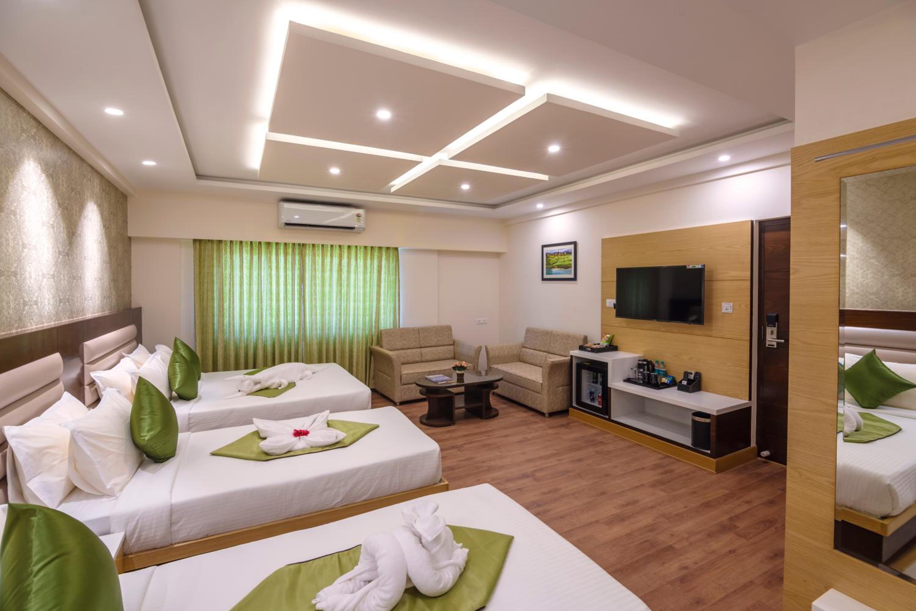 Deluxe Suite - Photo 1