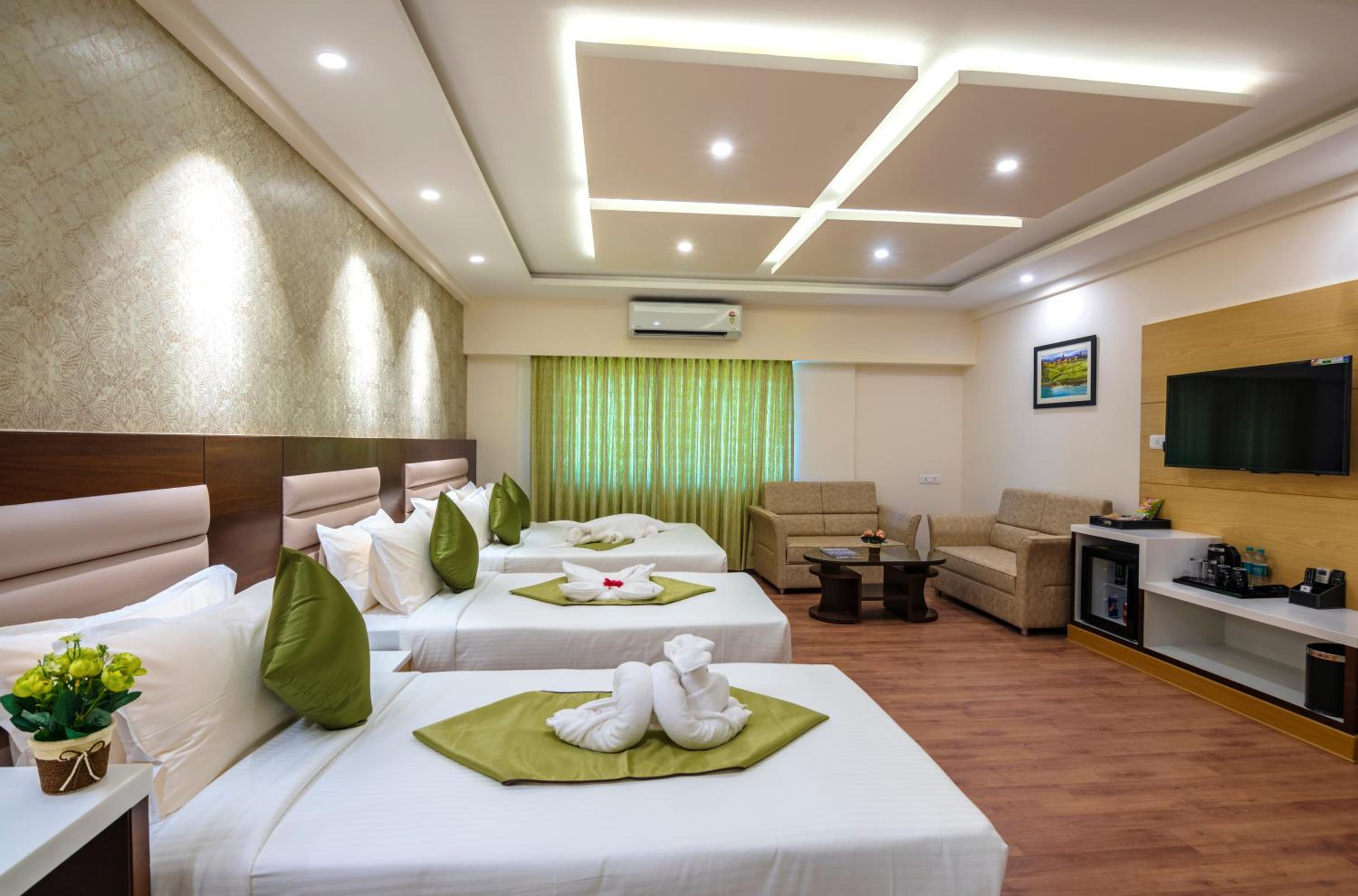 Deluxe Suite - Photo 3