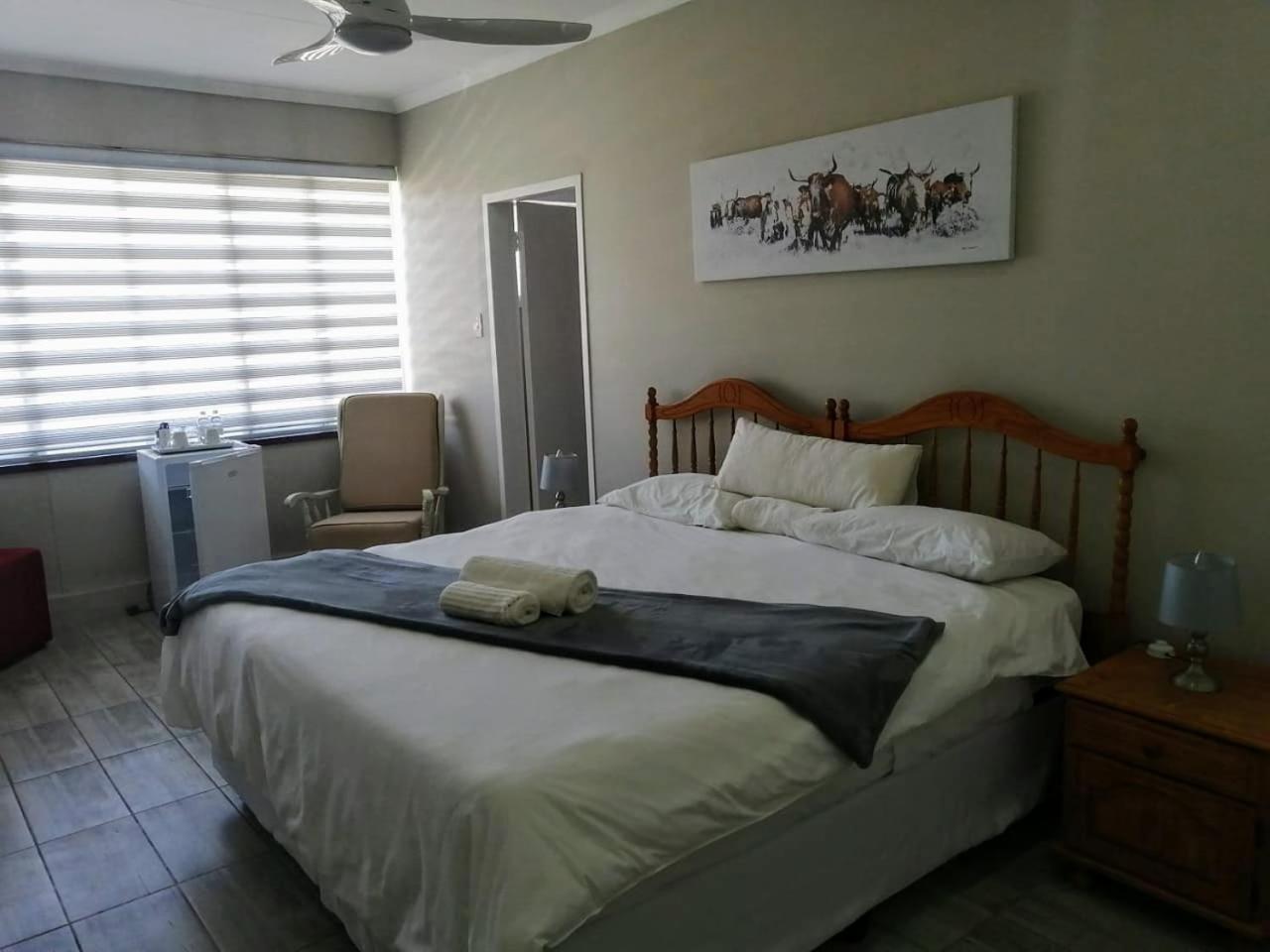 Comfort King Room - Photo 8