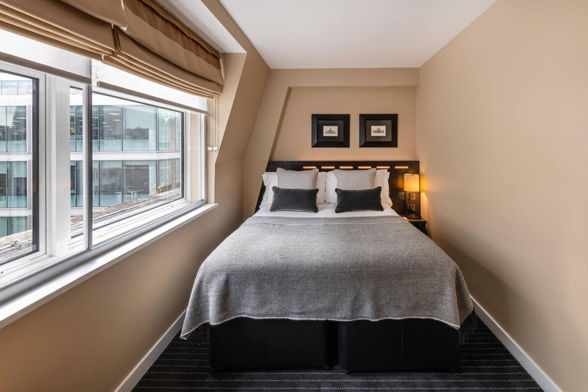 Small Double Room photo 2