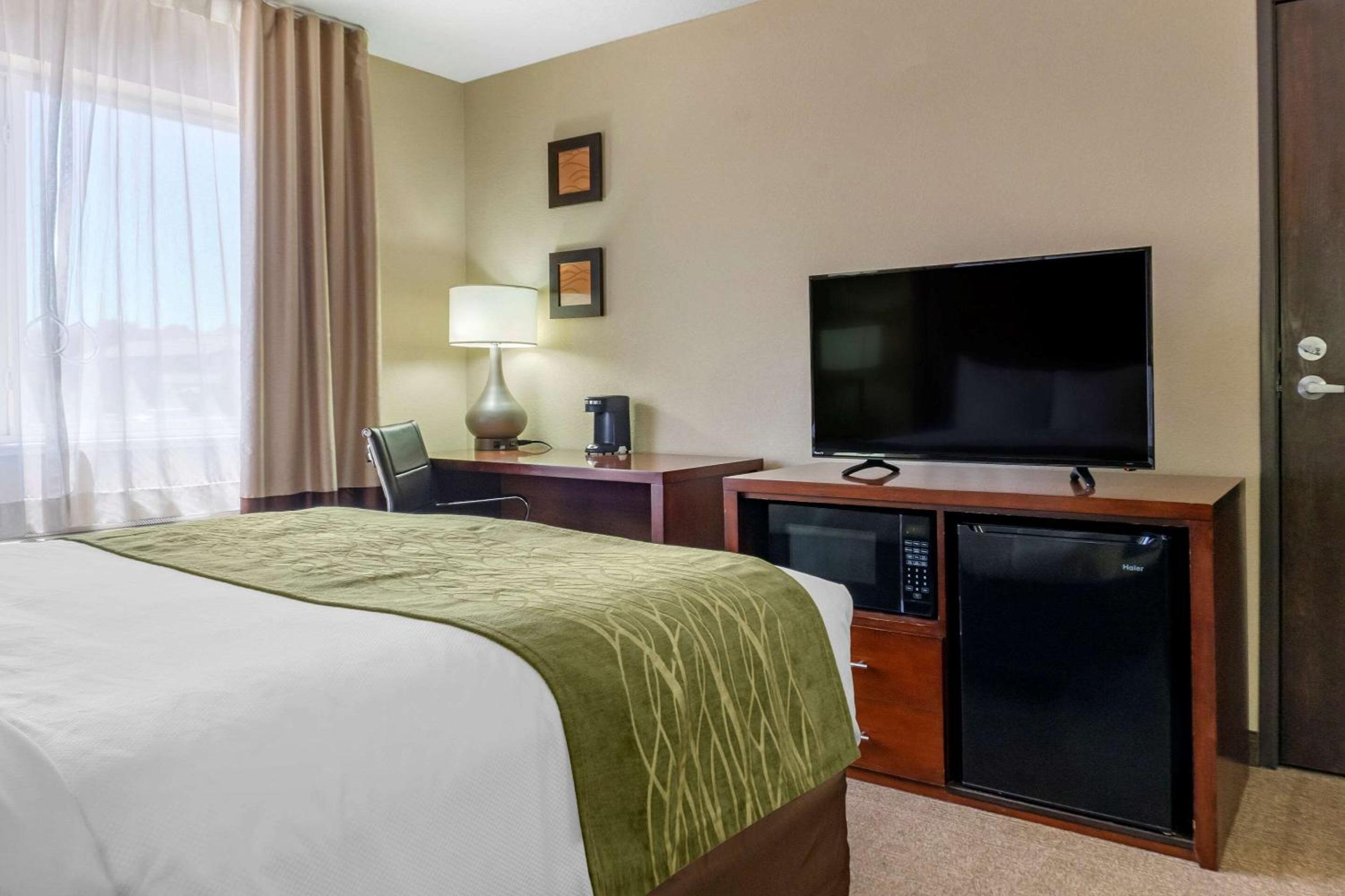 Queen Room - Disability Access/Non-Smoking - Photo 4