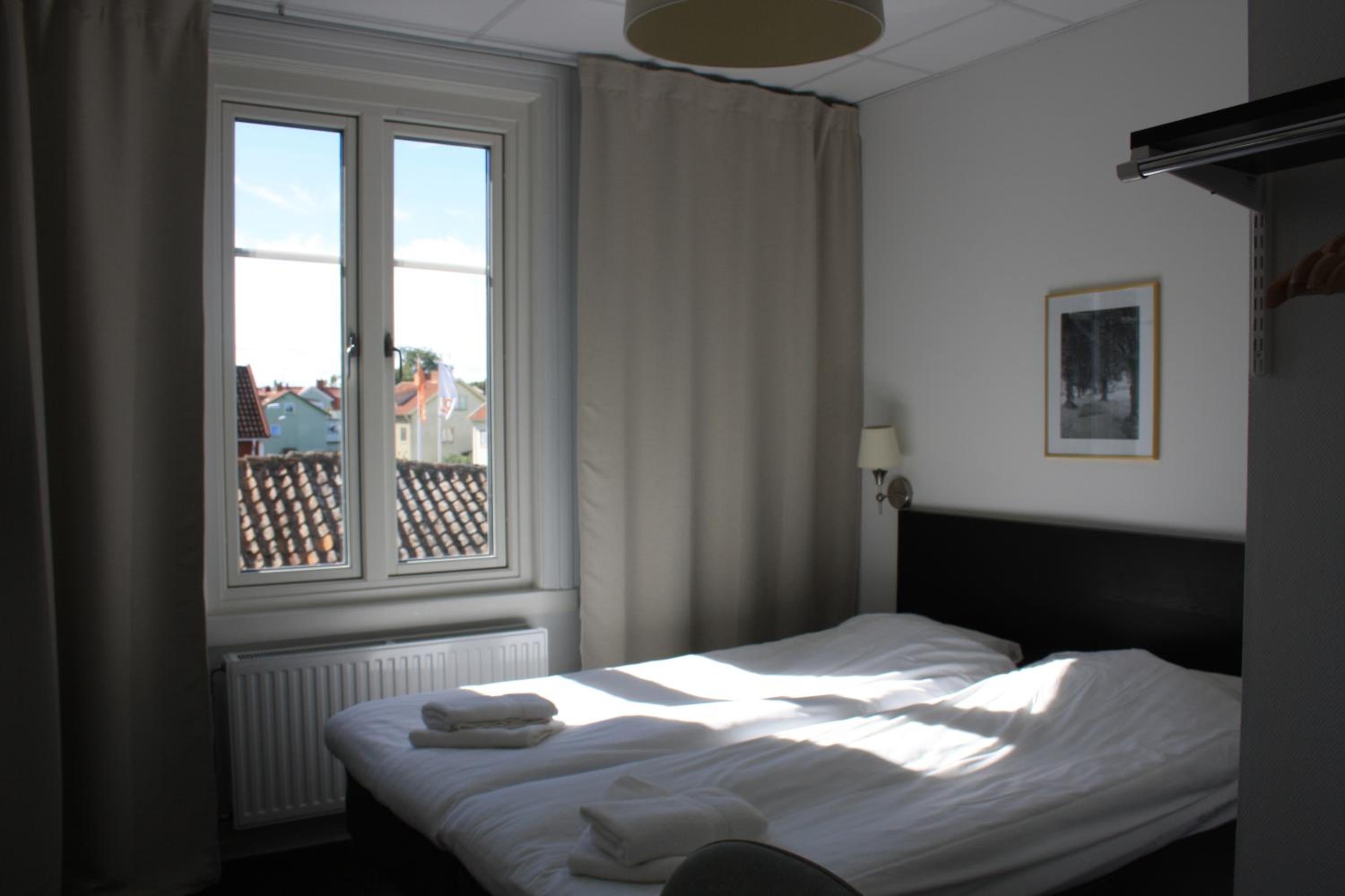 Small Double Room photo 1
