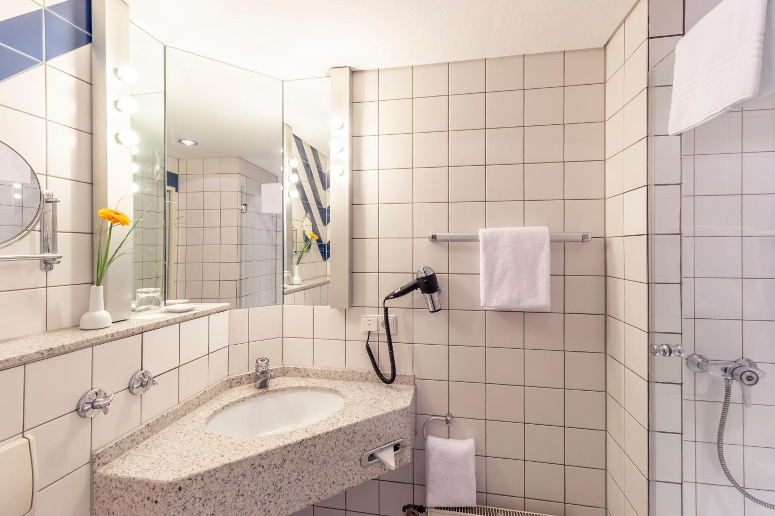 Standard Single Room photo 2