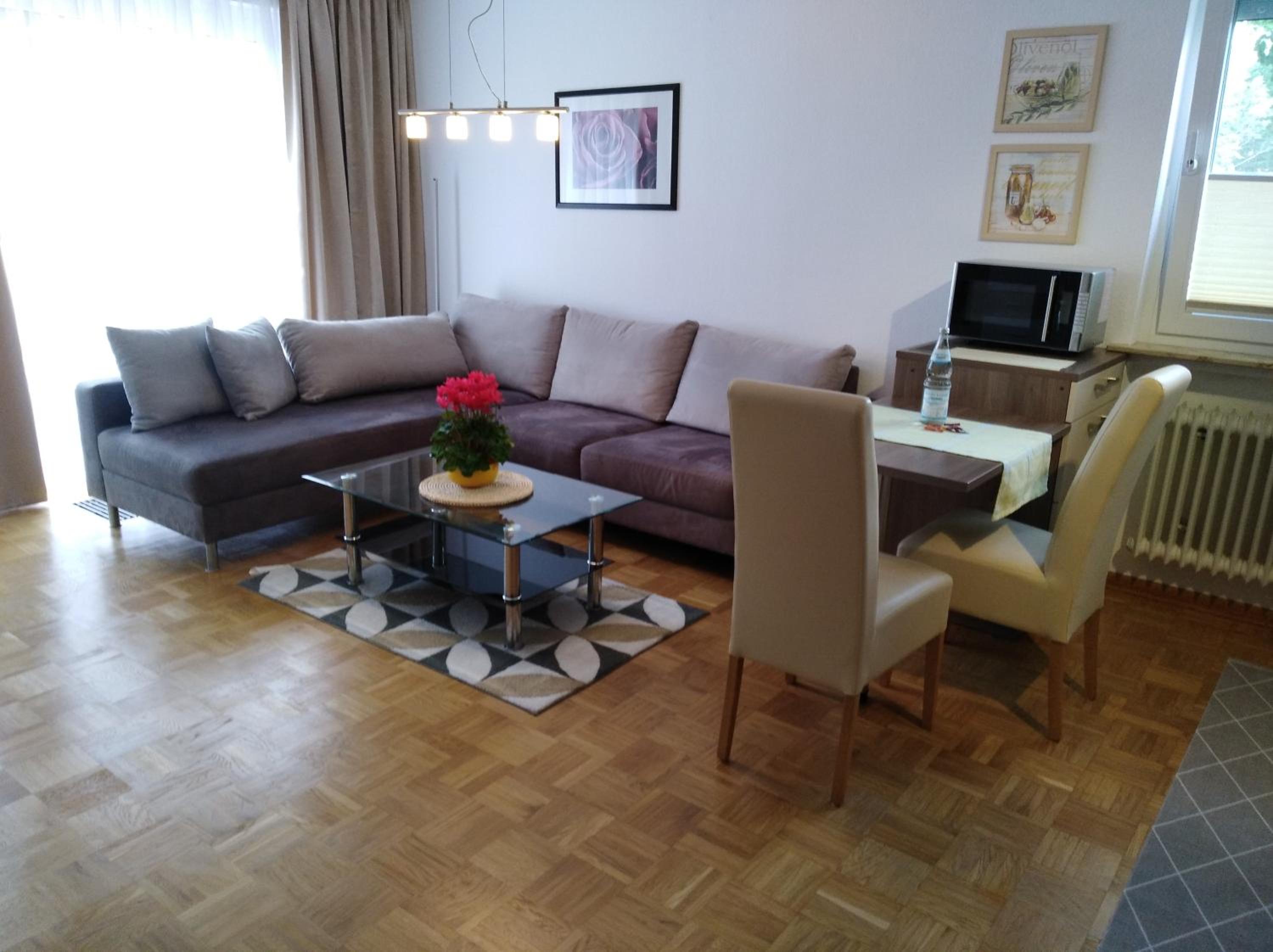 One-Bedroom Apartment photo 1