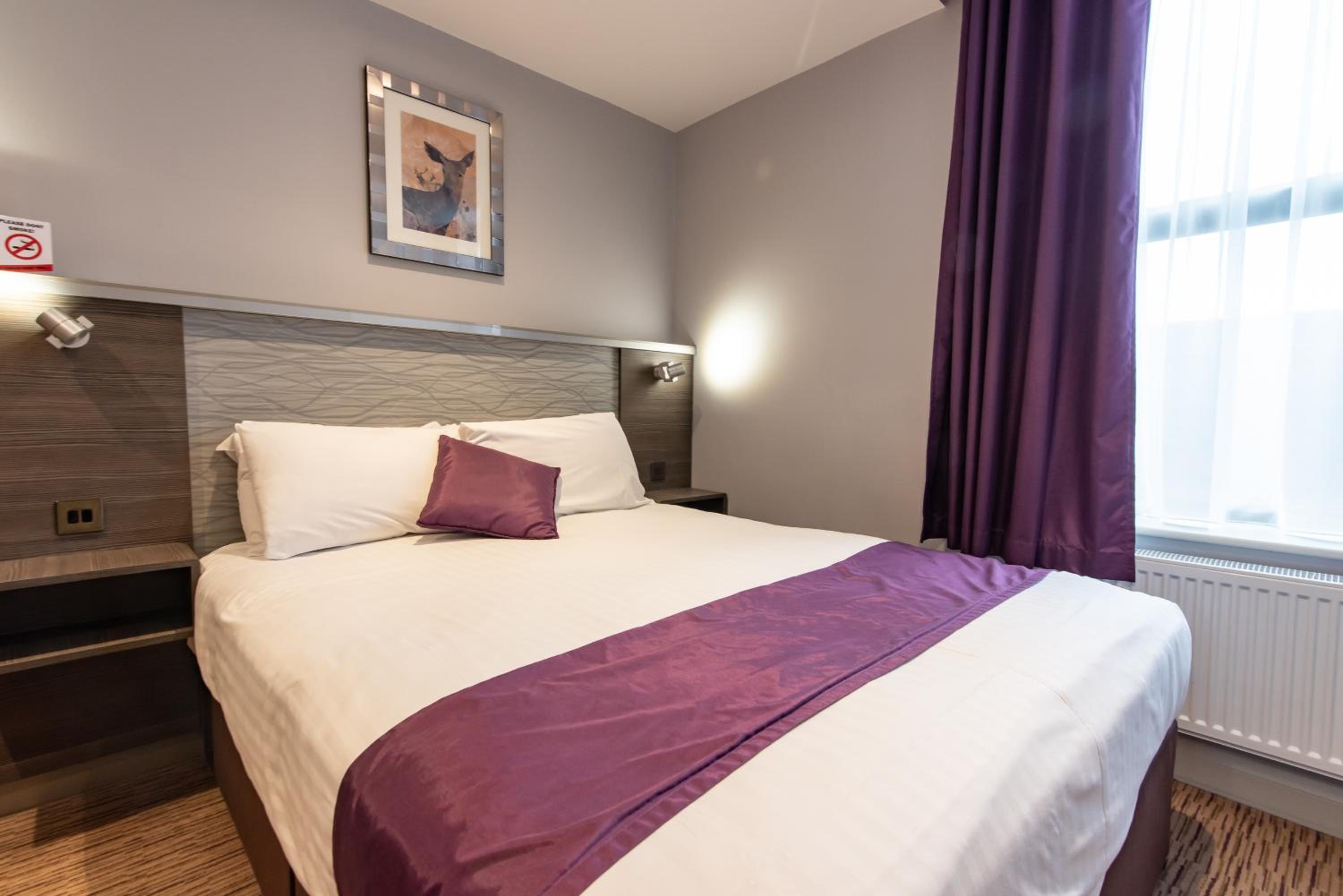 Double Room - Photo 1