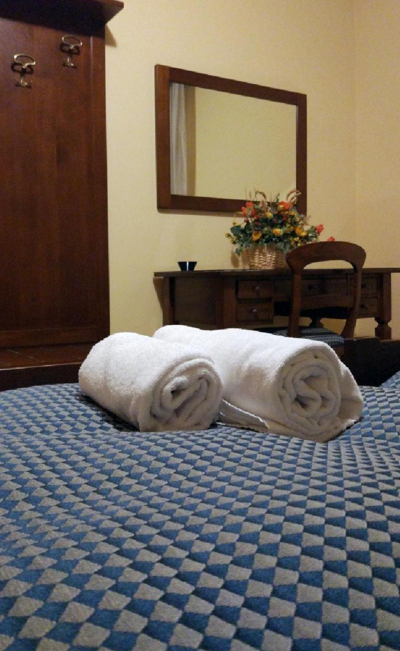 Quadruple Room with Private Bathroom photo 1