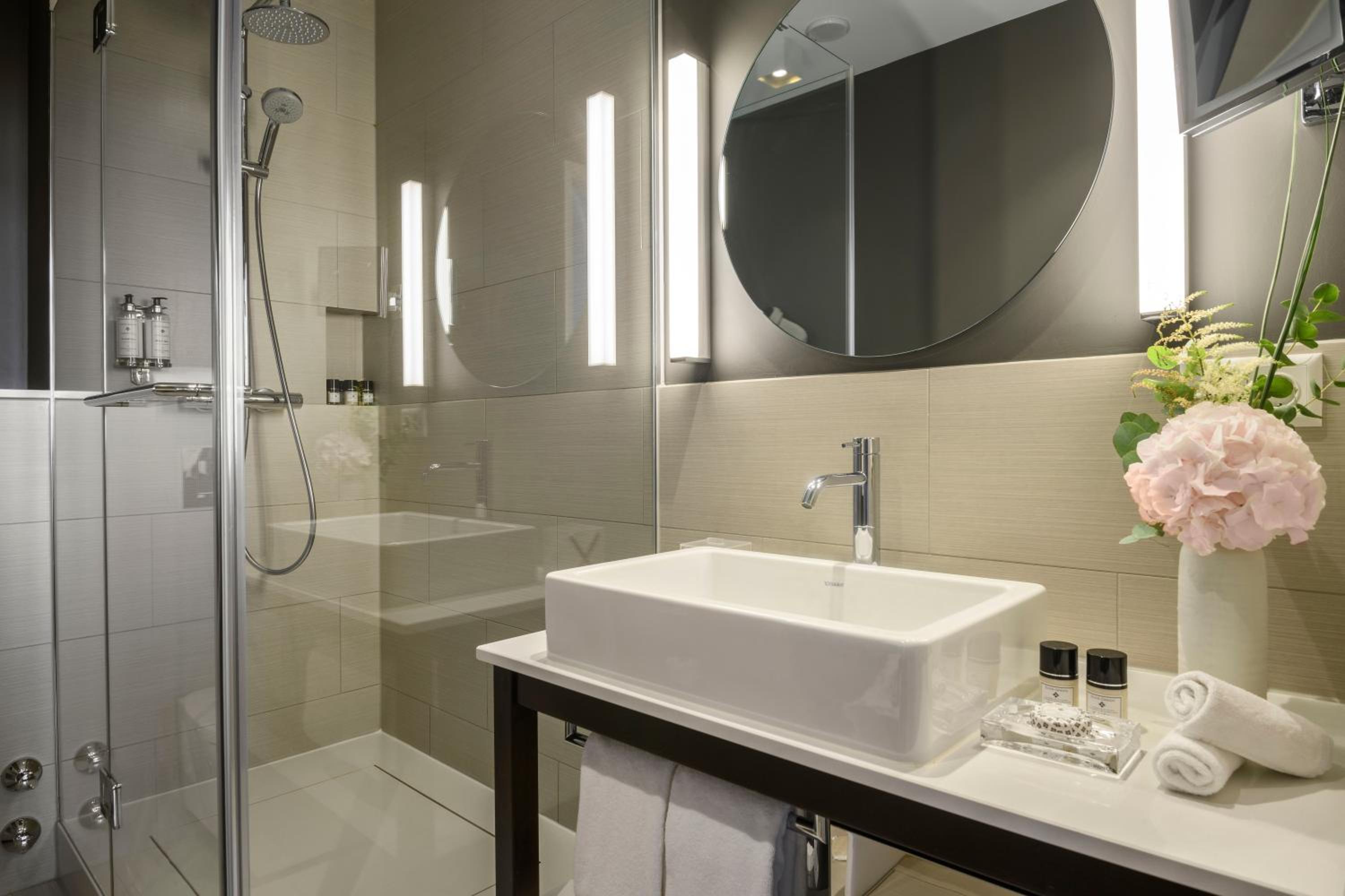 Boutique Junior Suite - Photo 6
