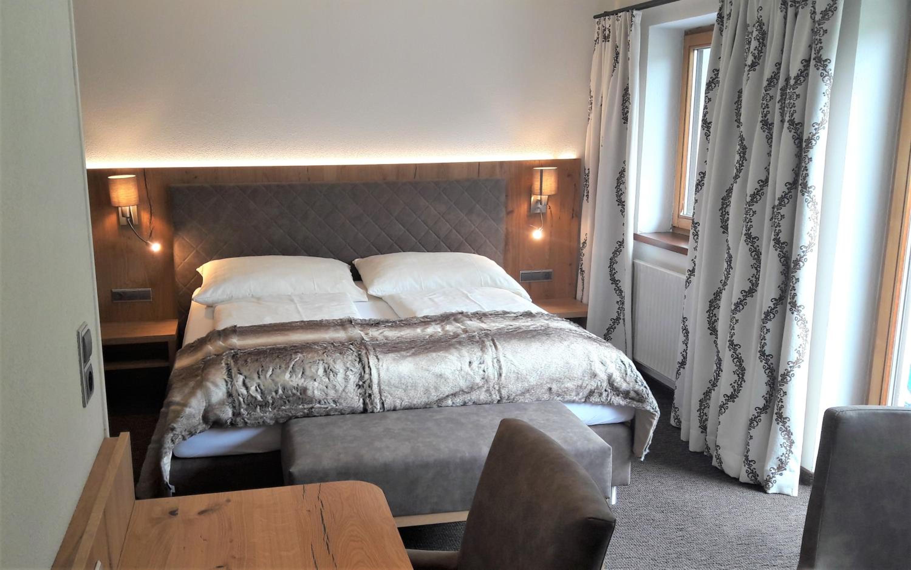 Deluxe Double or Twin Room with Balcony photo 1