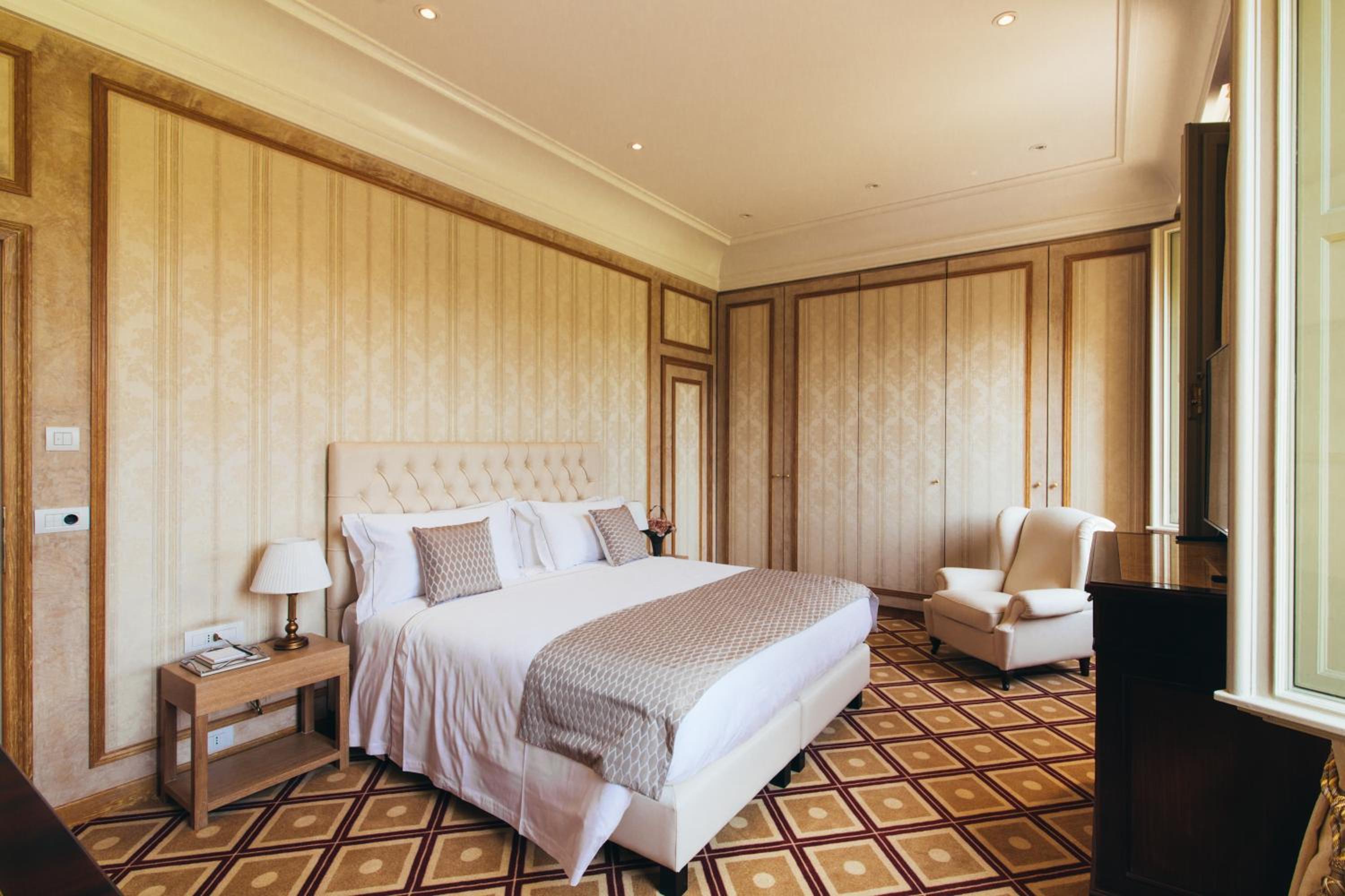 Superior Suite photo 2