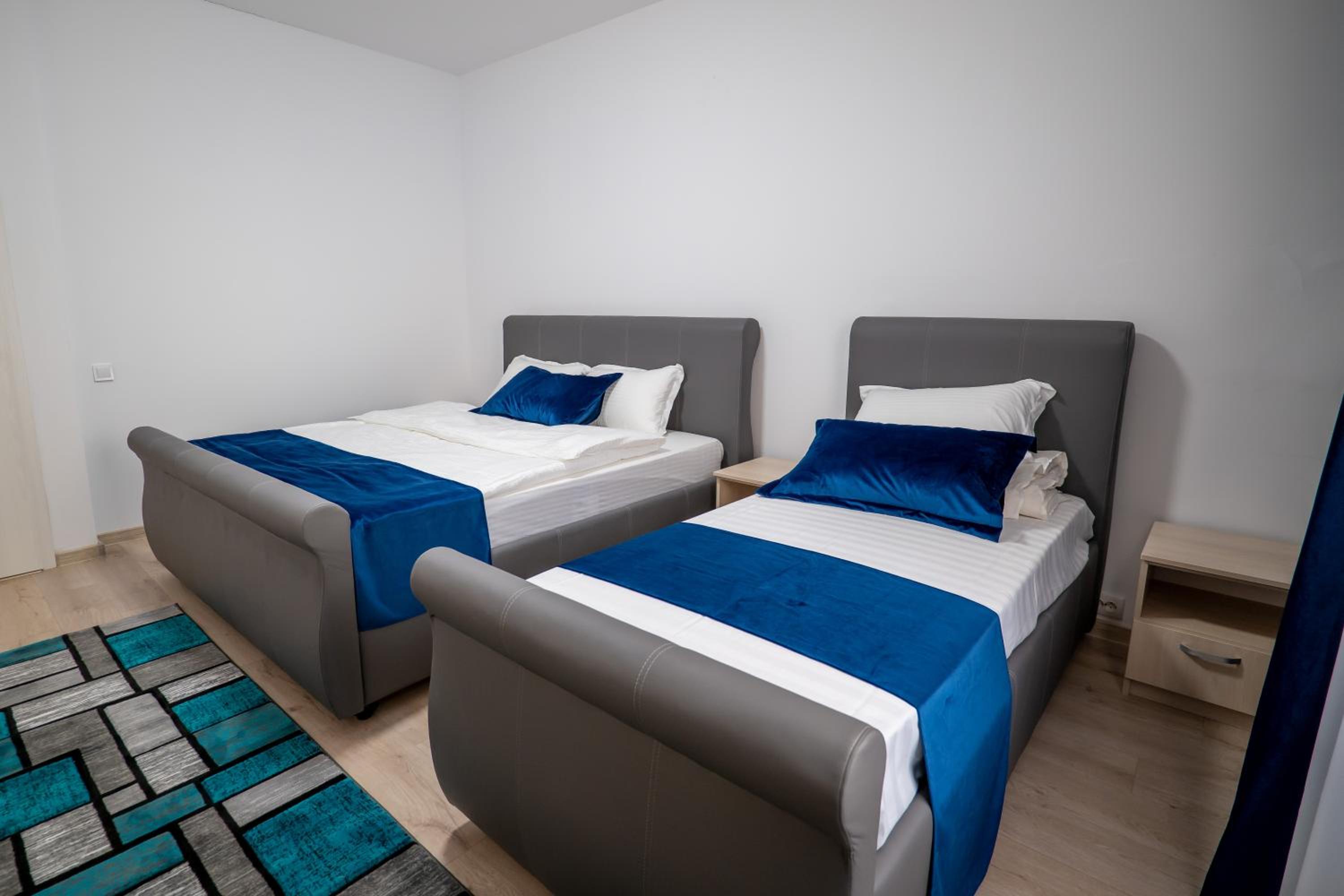Deluxe Triple Room - Photo 1