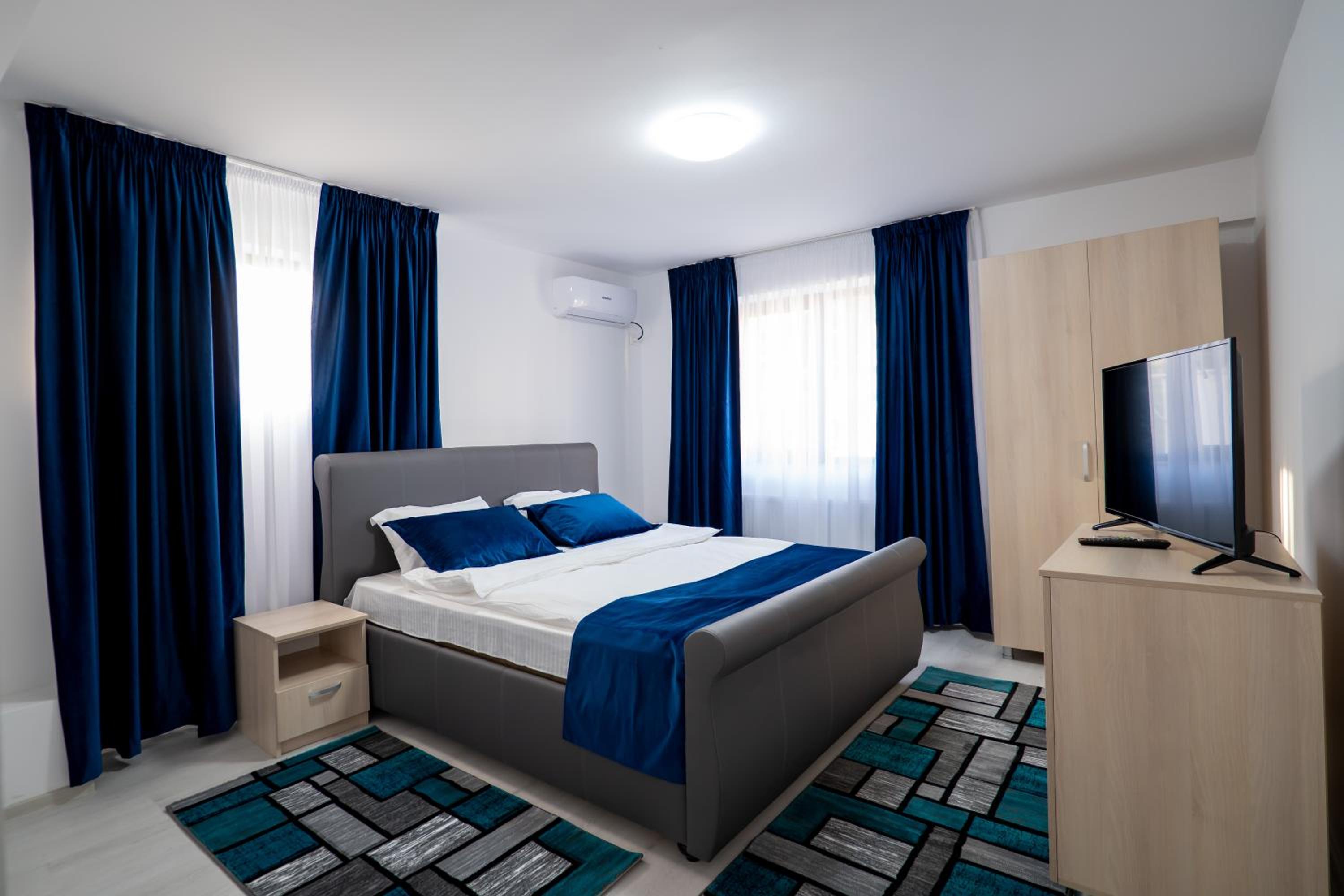 Deluxe Double Room - Photo 1